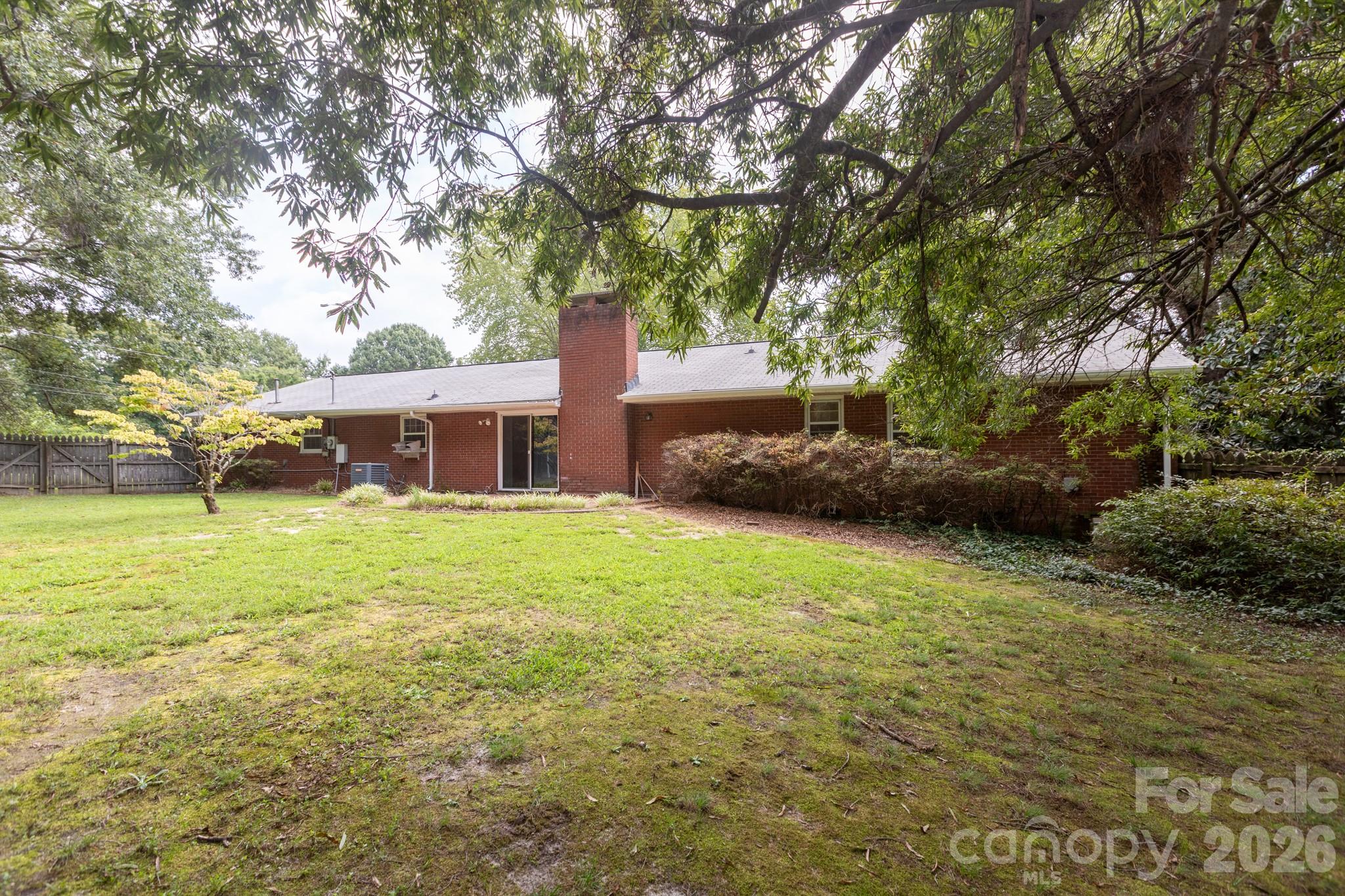 208 Victoria Circle — Kings Mountain
