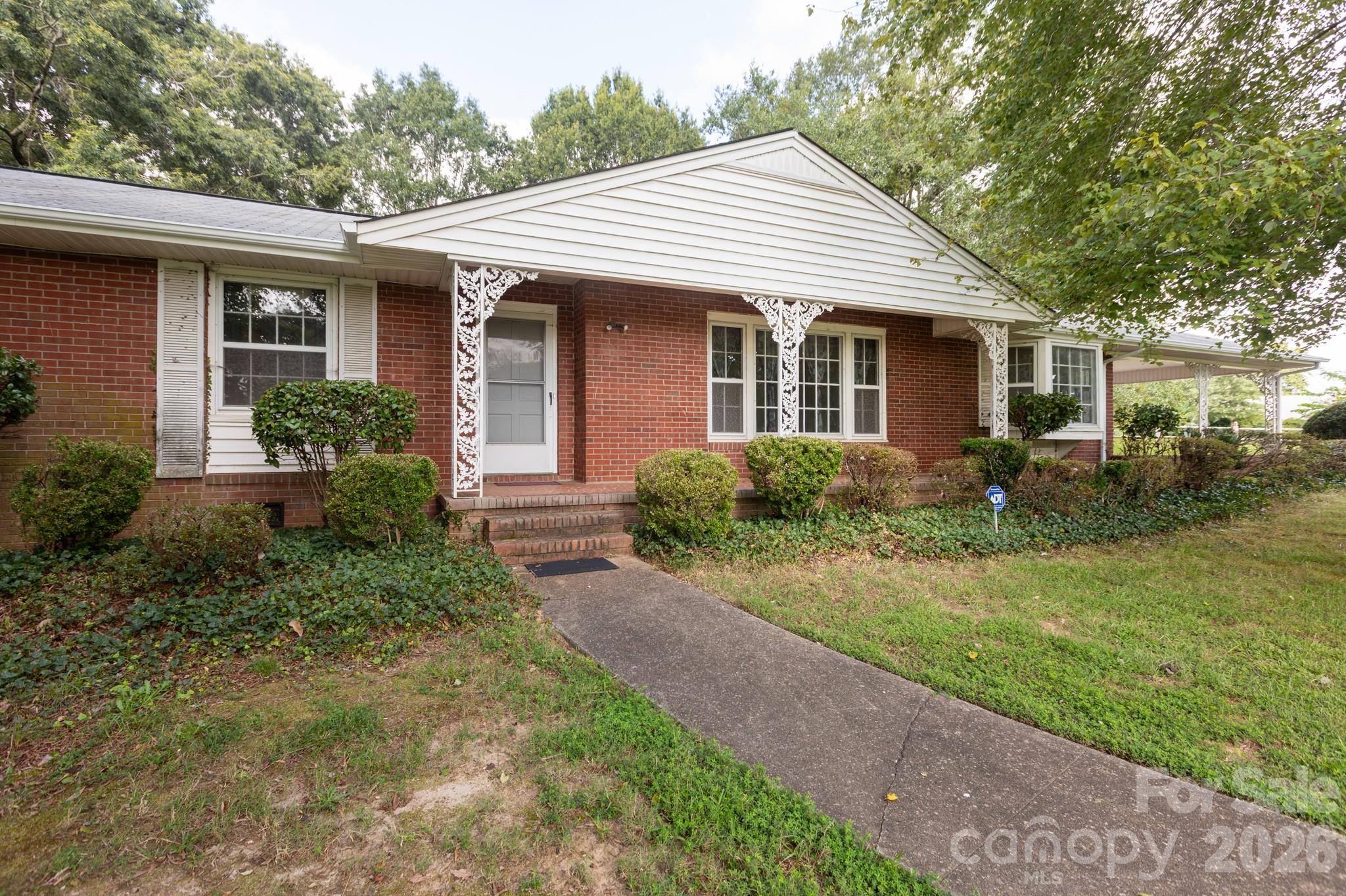 208 Victoria Circle — Kings Mountain