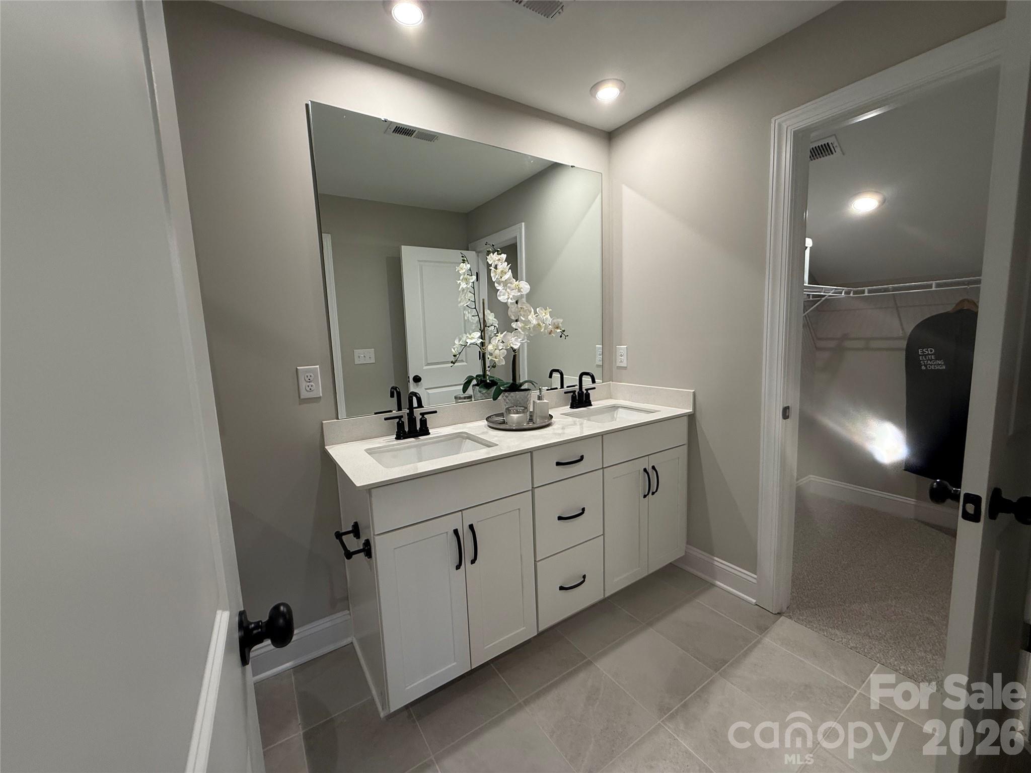 12123 Lavinia Lane — Charlotte