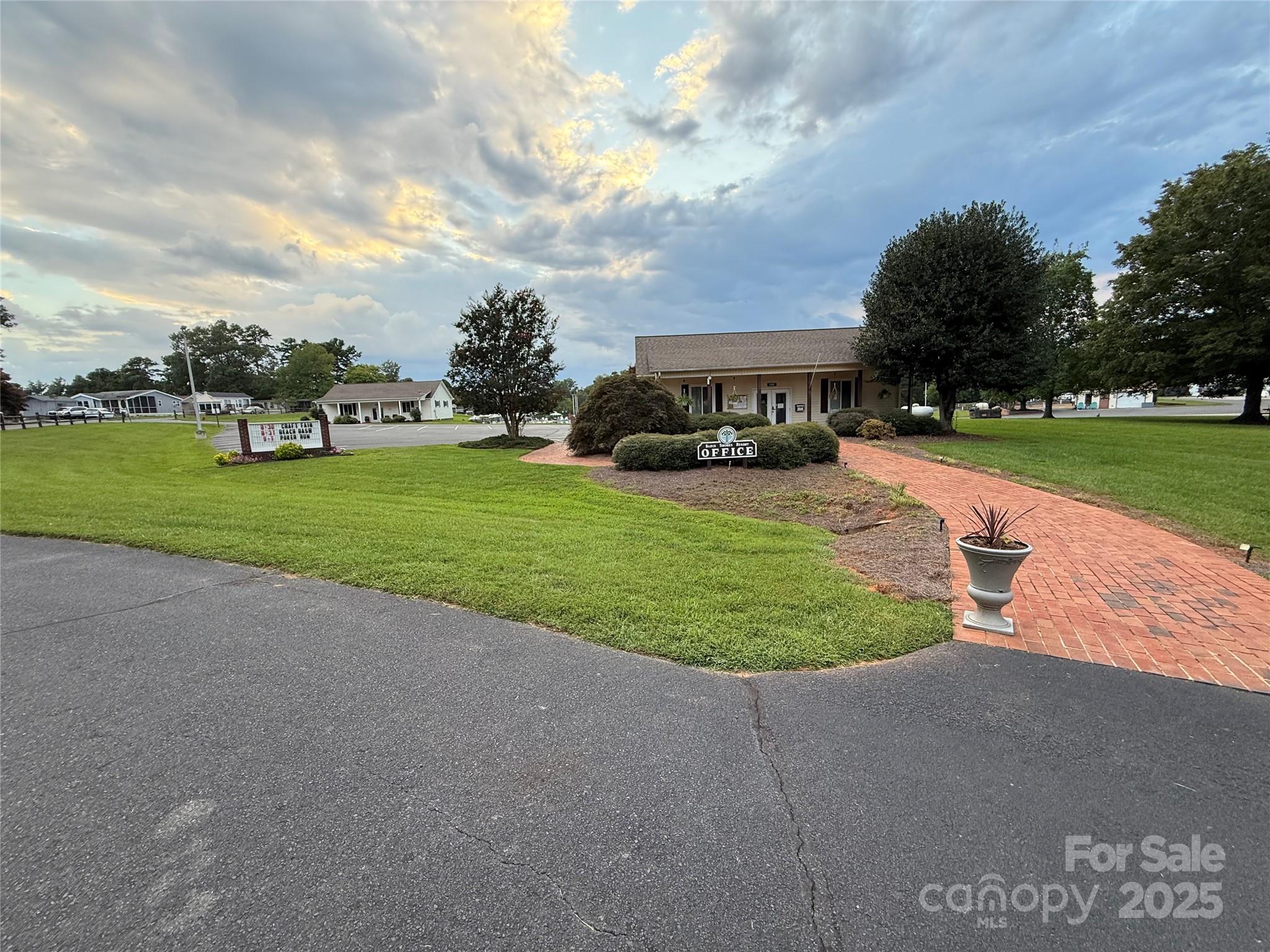 111 Club House Drive #236 — New London