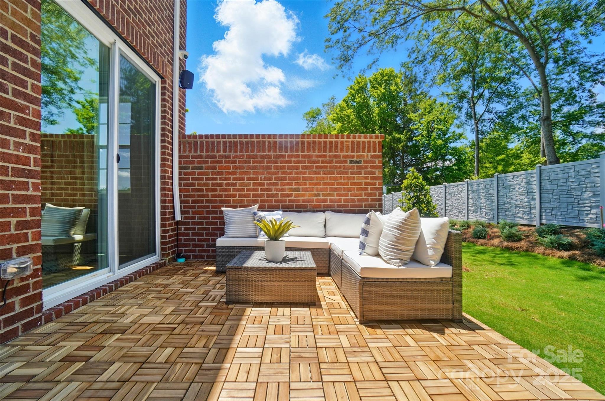 12056 Lavinia Lane — Charlotte