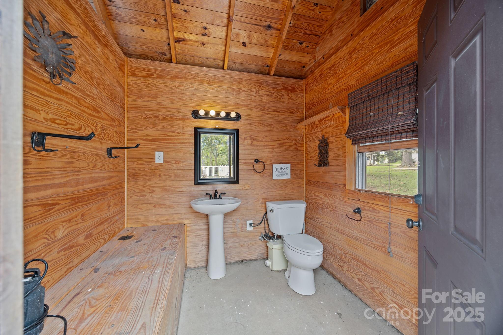 8900 Old Concord Road — Salisbury