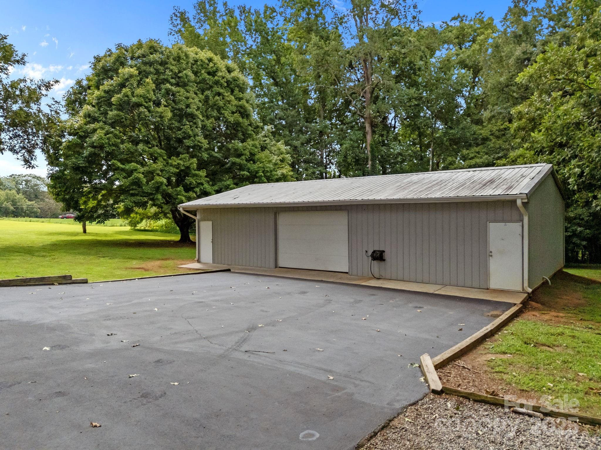 8900 Old Concord Road — Salisbury
