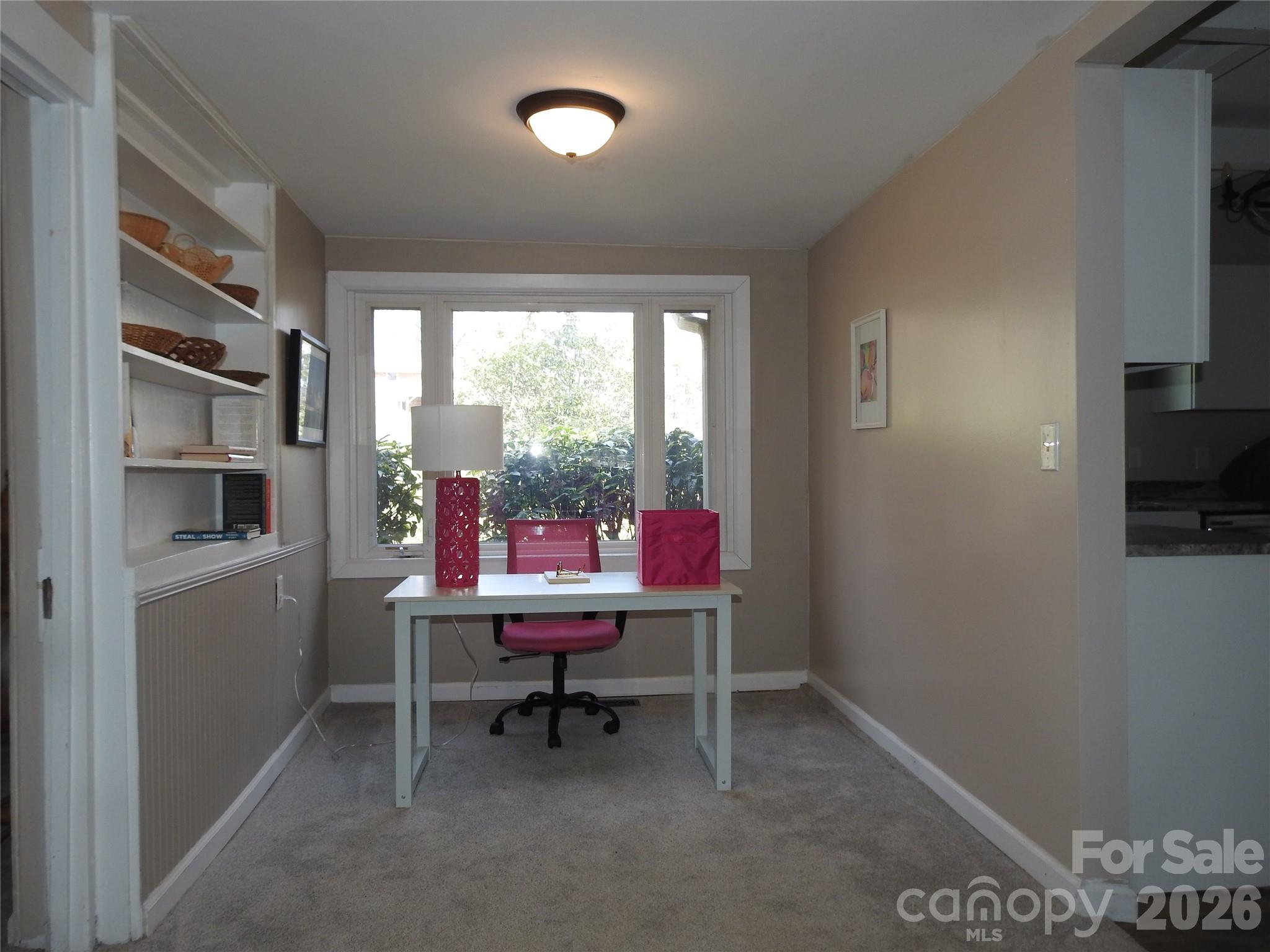 201 Merriman Road — Hendersonville
