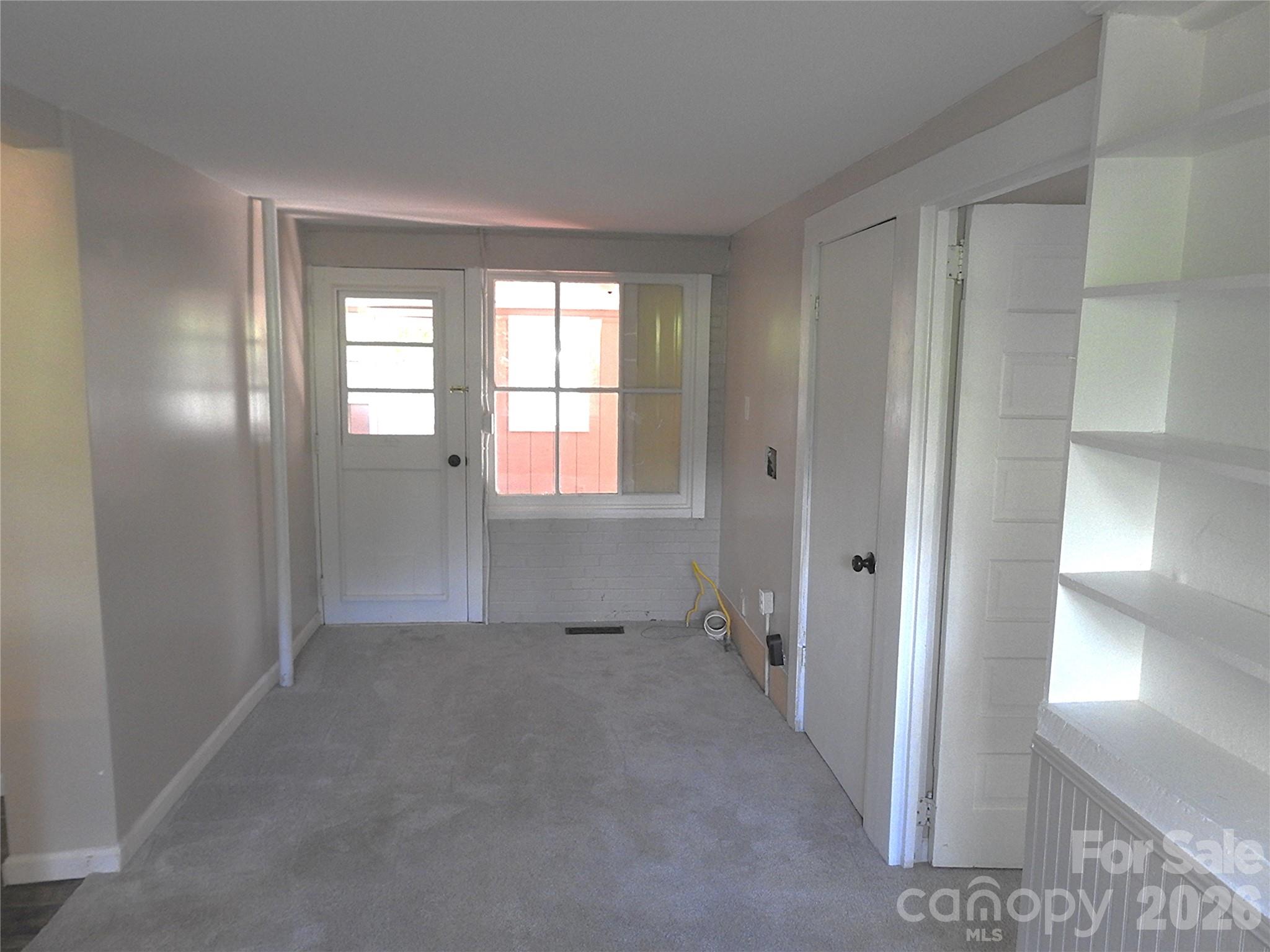 201 Merriman Road — Hendersonville
