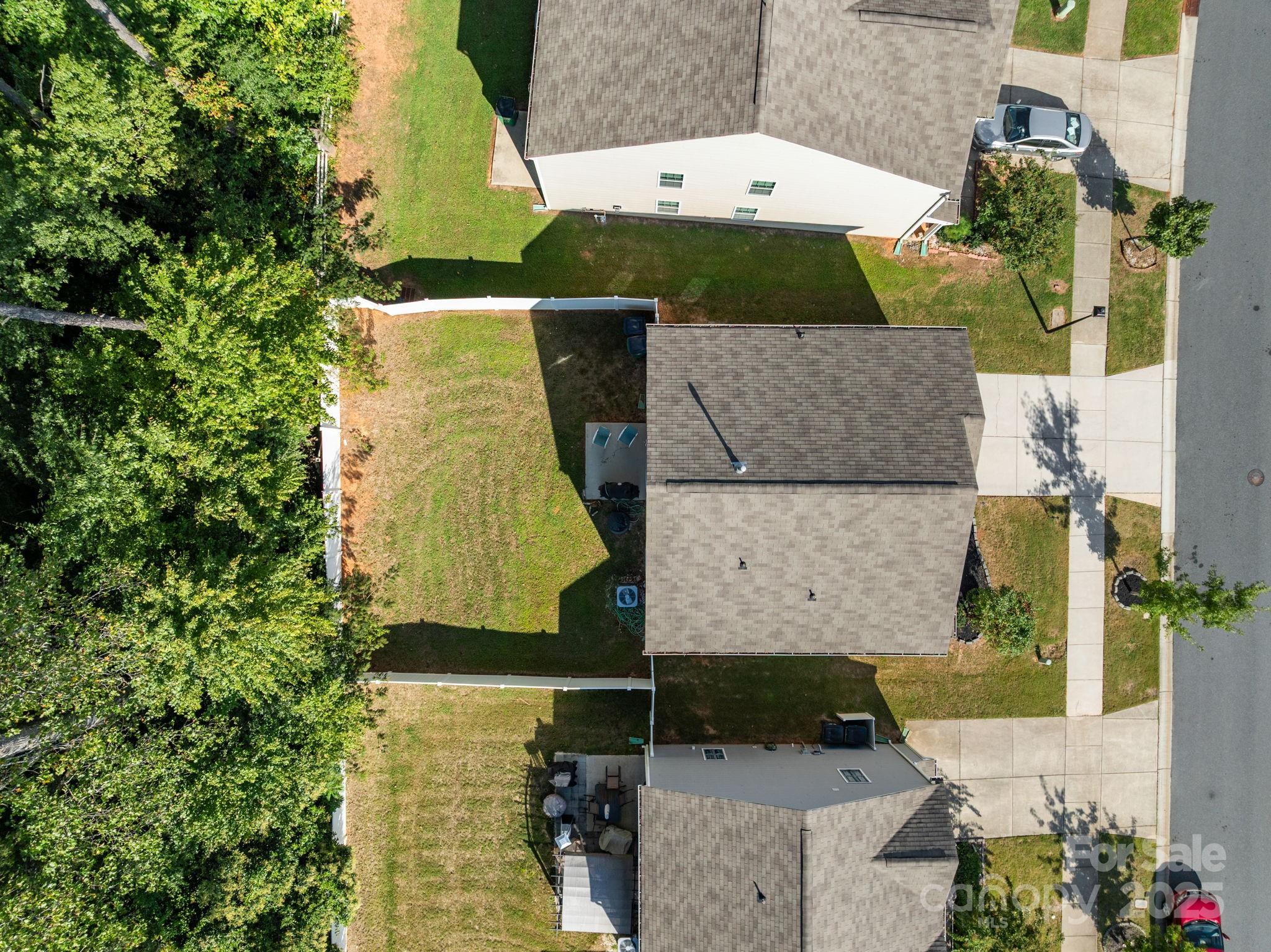 5433 Tumbling Brook Lane — Charlotte