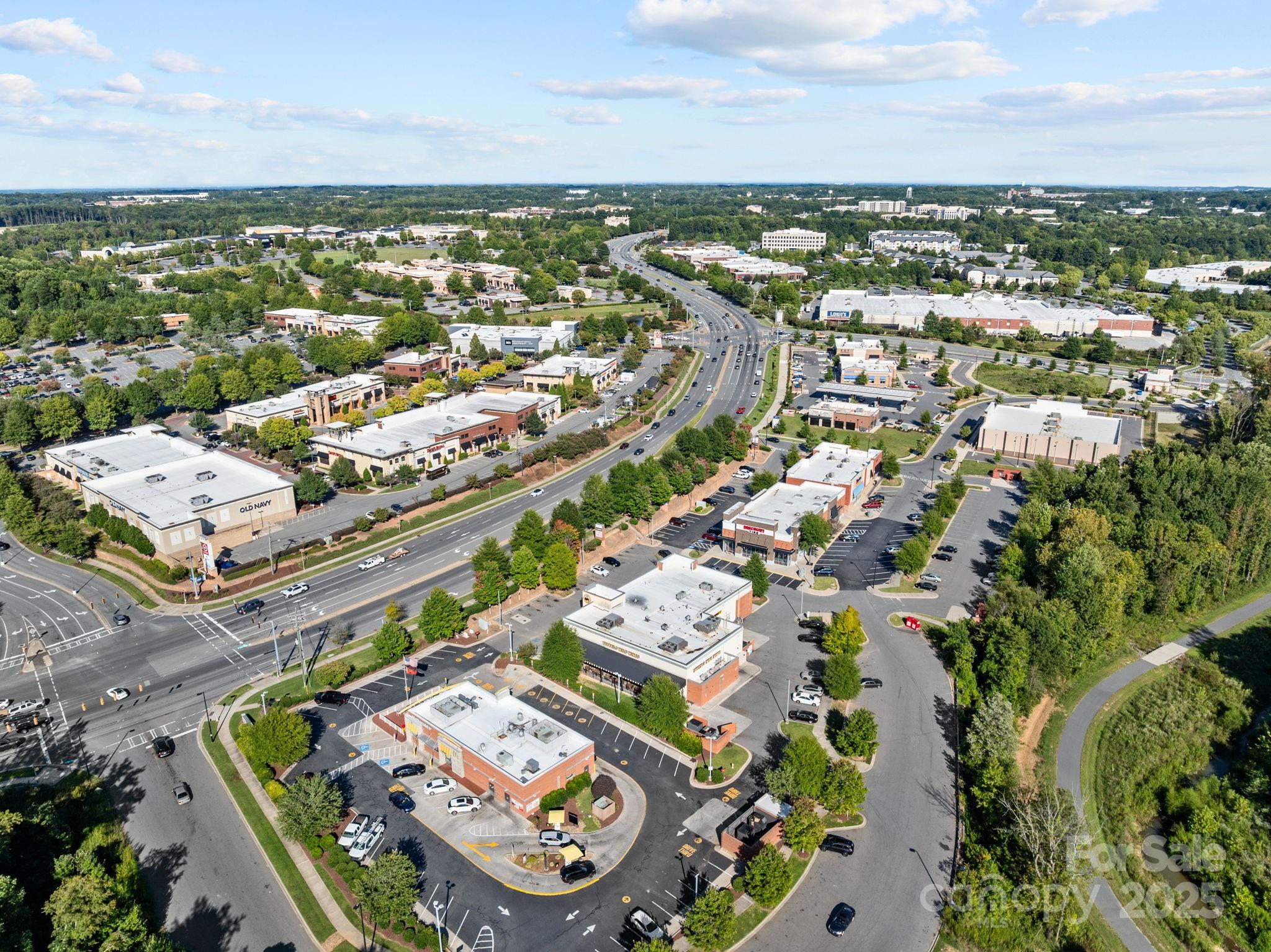5433 Tumbling Brook Lane — Charlotte