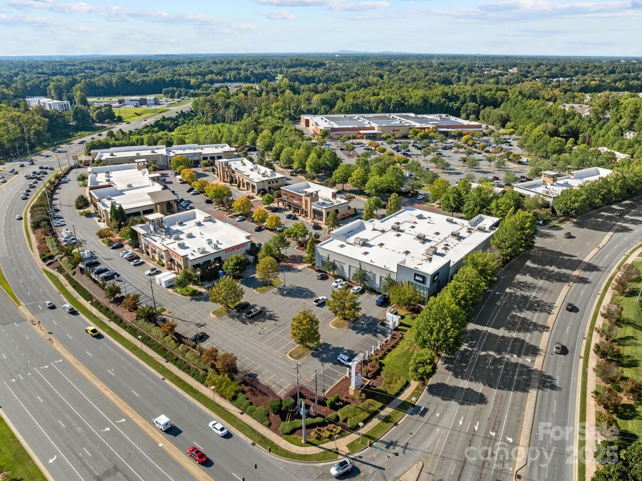 5433 Tumbling Brook Lane — Charlotte