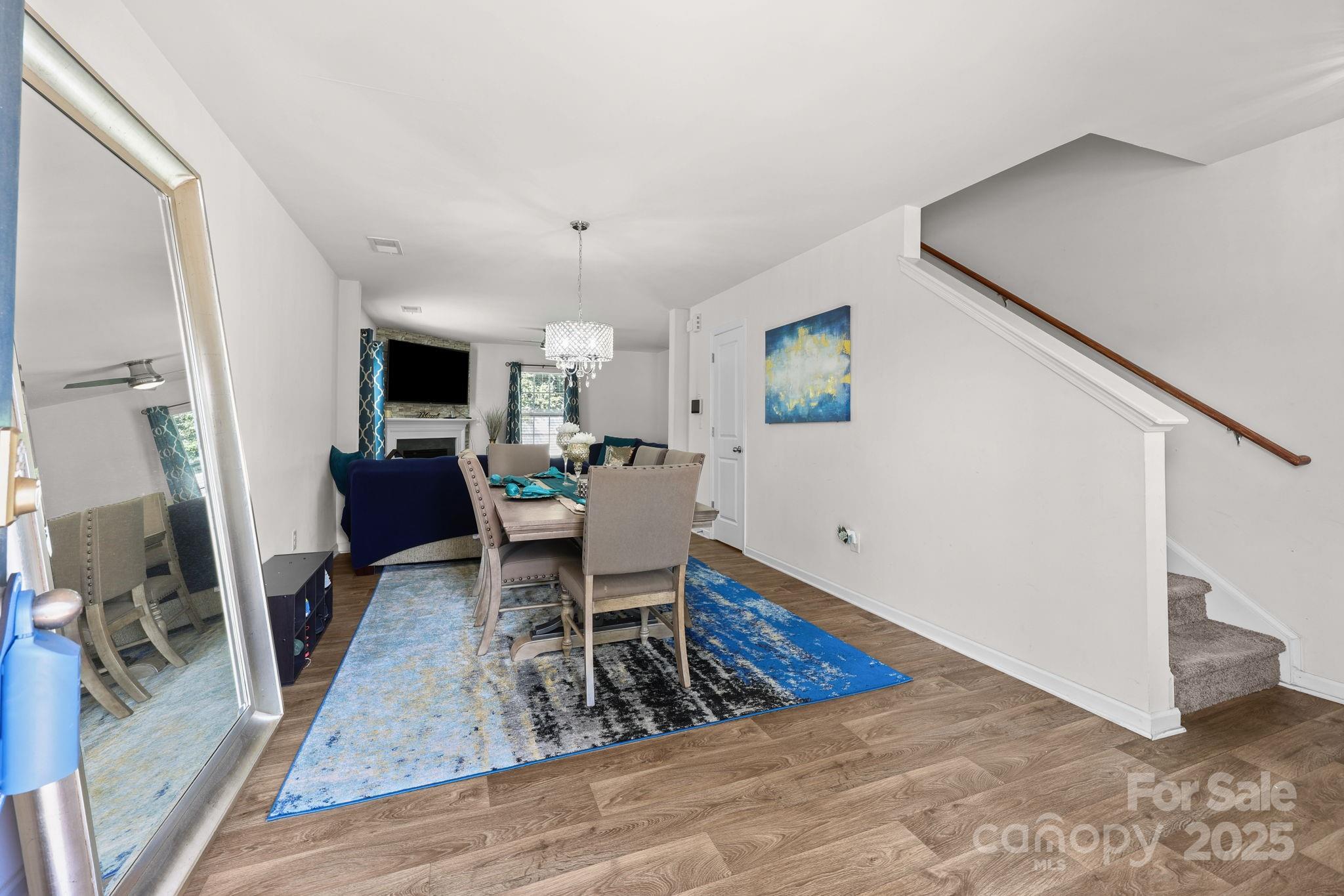 5433 Tumbling Brook Lane — Charlotte
