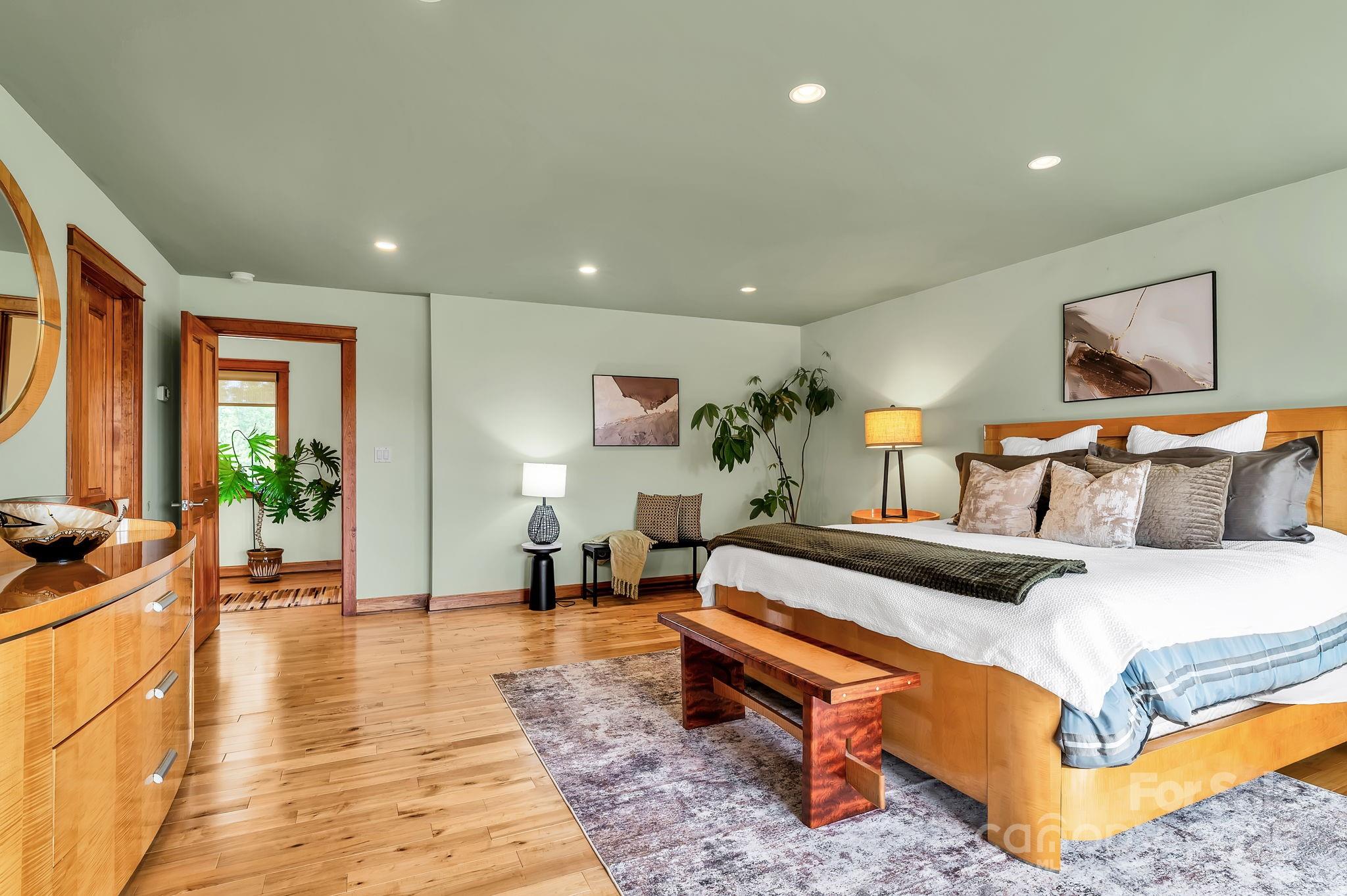 3319 Bull Creek Road — Marshall
