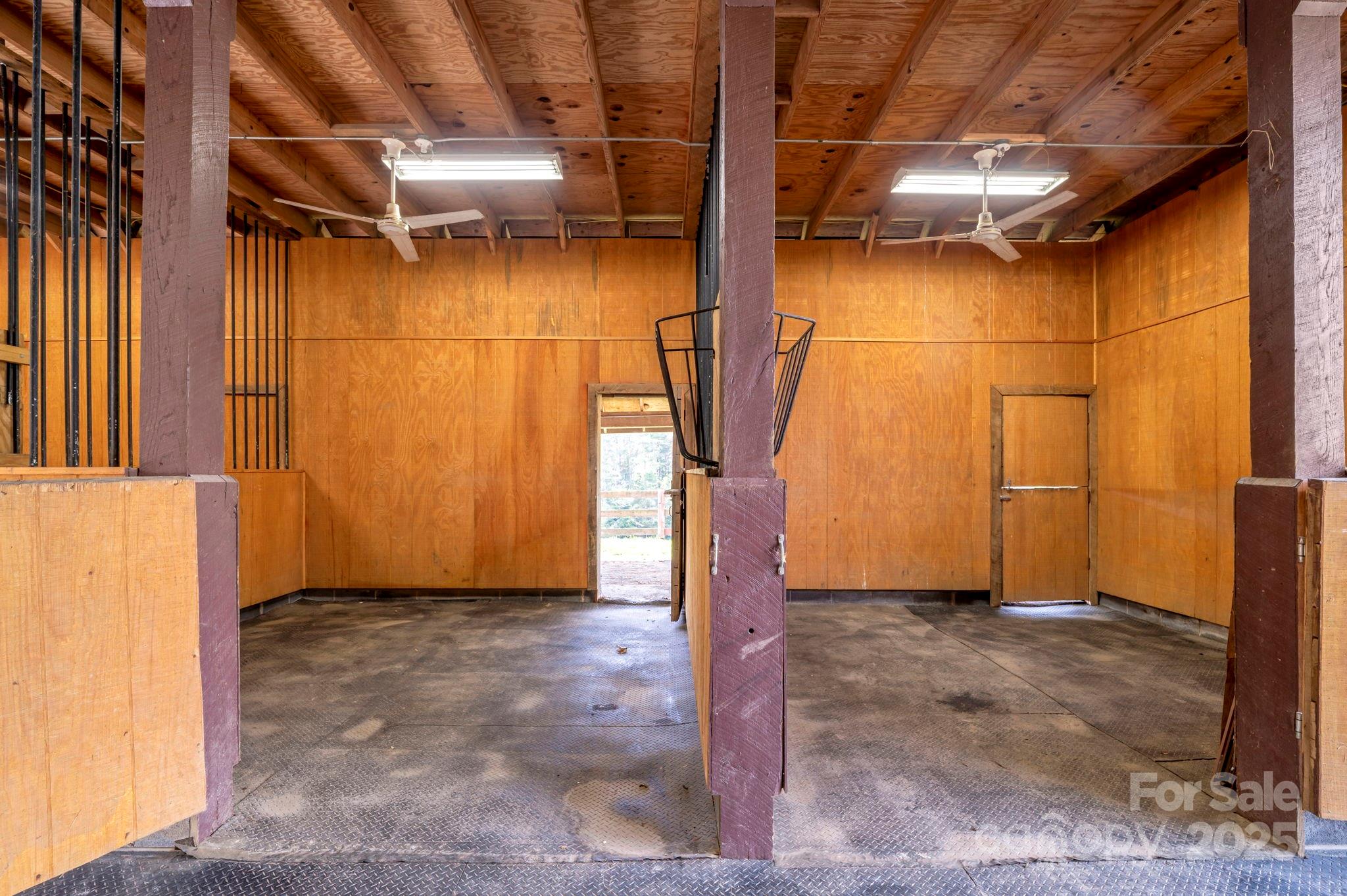 3319 Bull Creek Road — Marshall