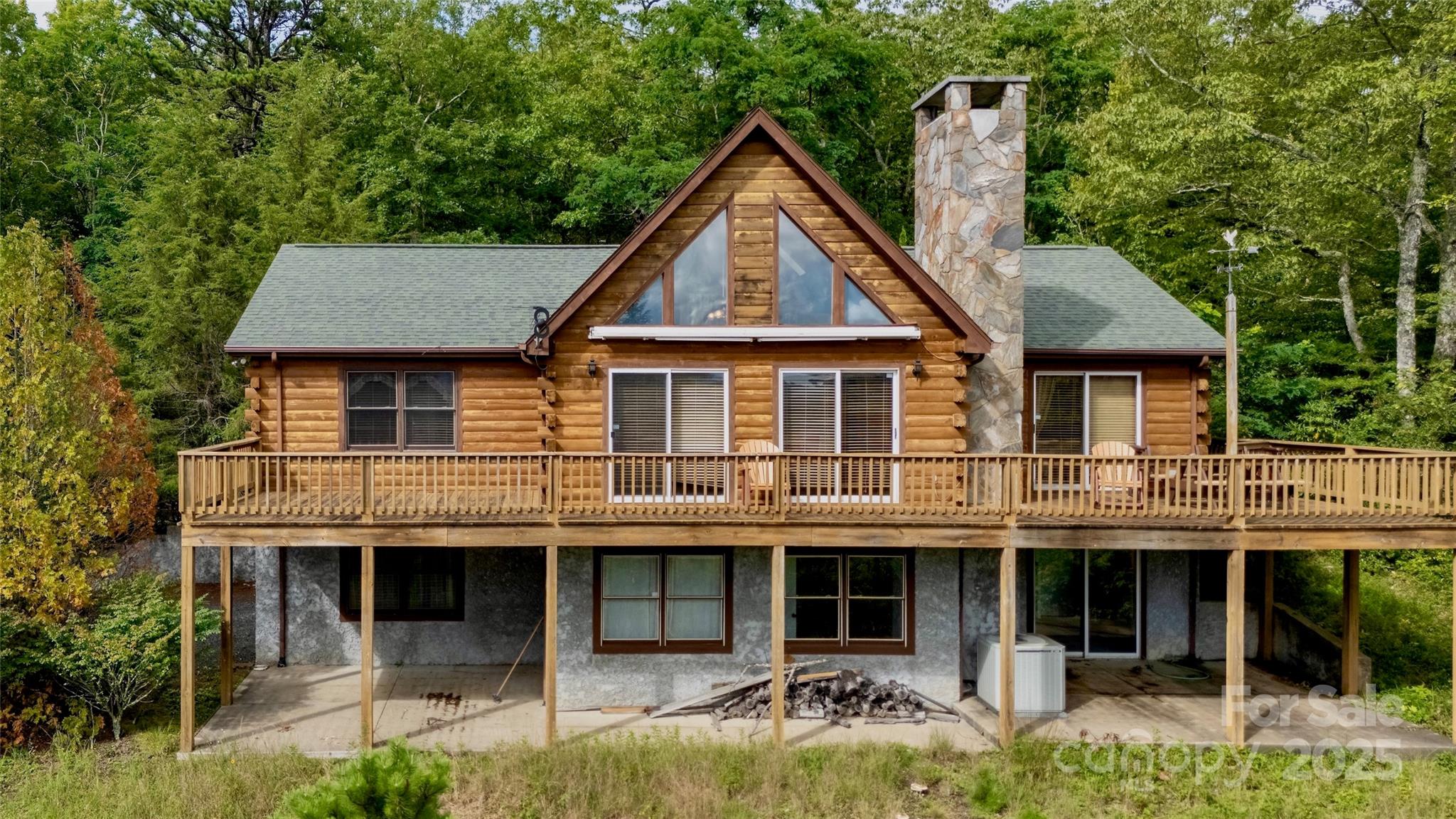807 Pine Tree Road — Spruce Pine
