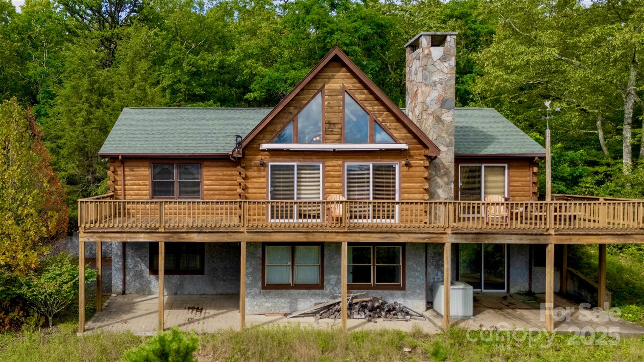 807 Pine Tree Road — Spruce Pine