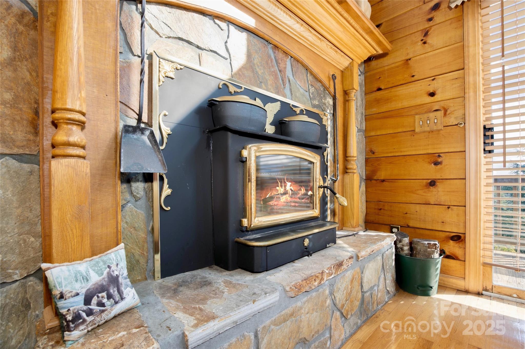 807 Pine Tree Road — Spruce Pine