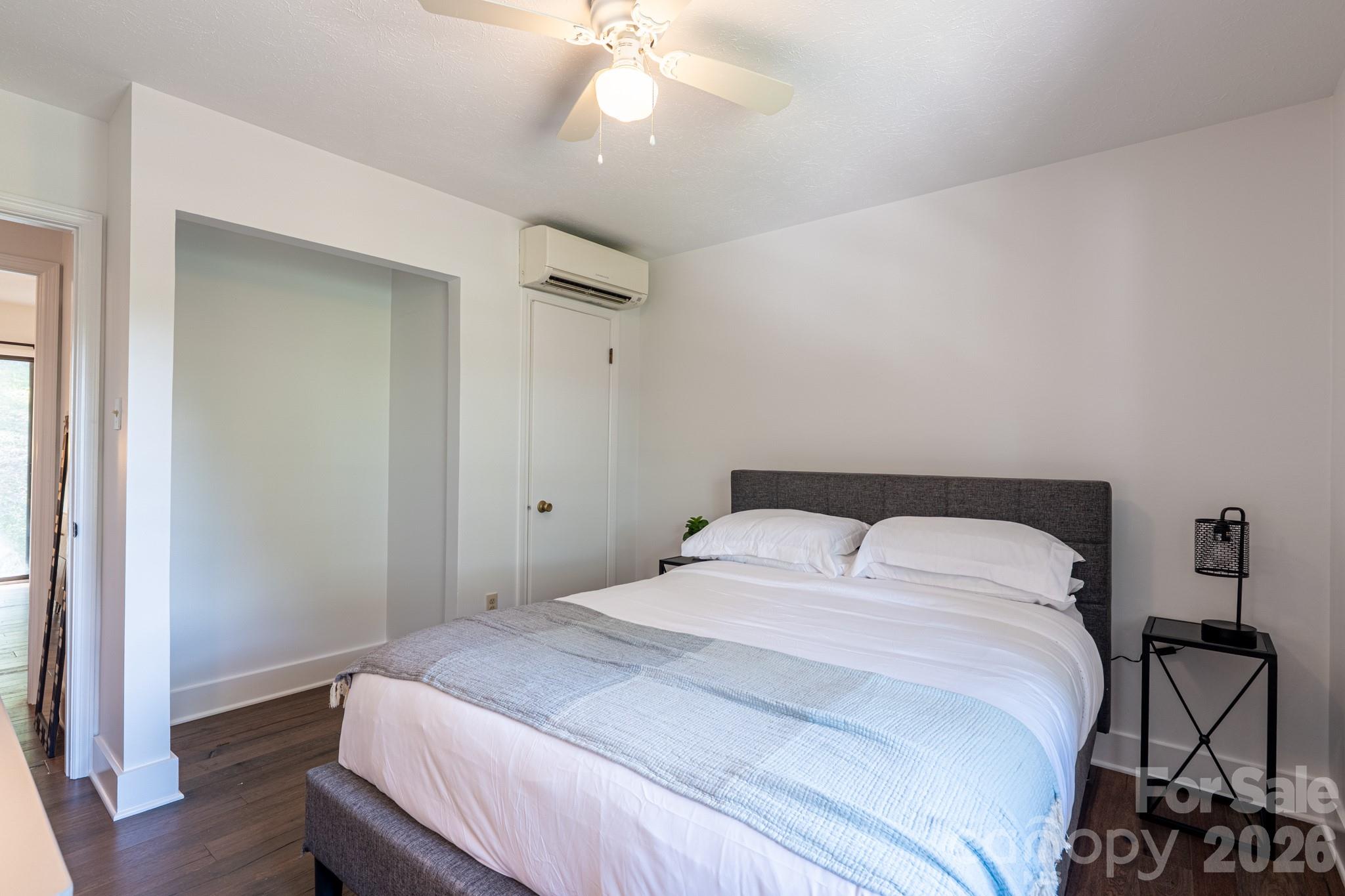 50 Springwood Drive — Asheville