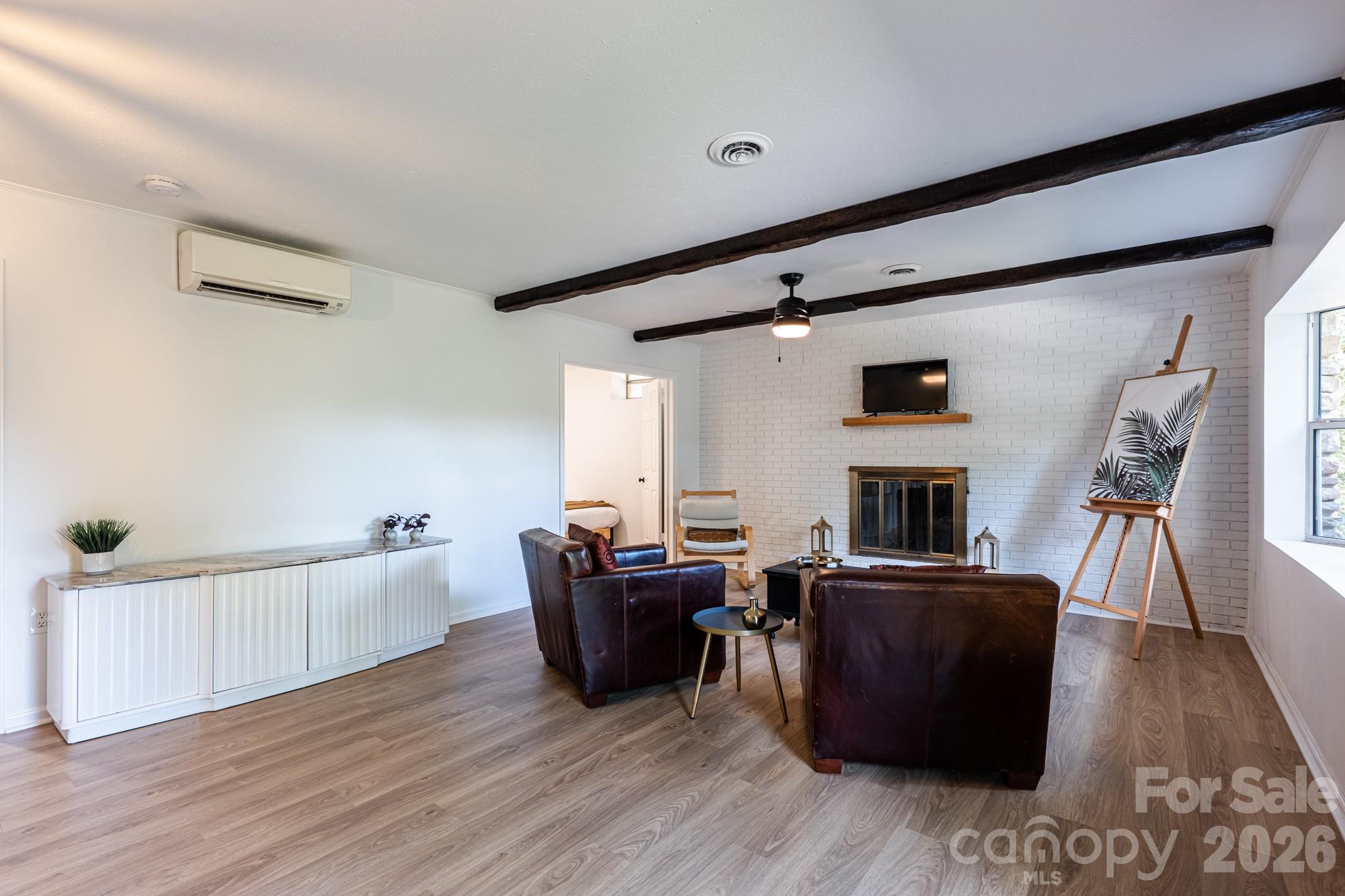 50 Springwood Drive — Asheville