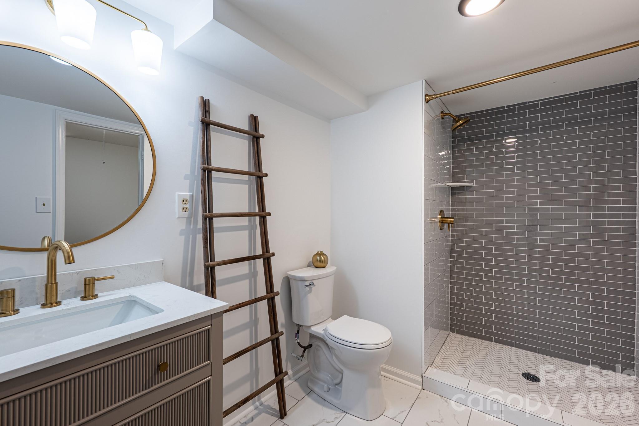 50 Springwood Drive — Asheville
