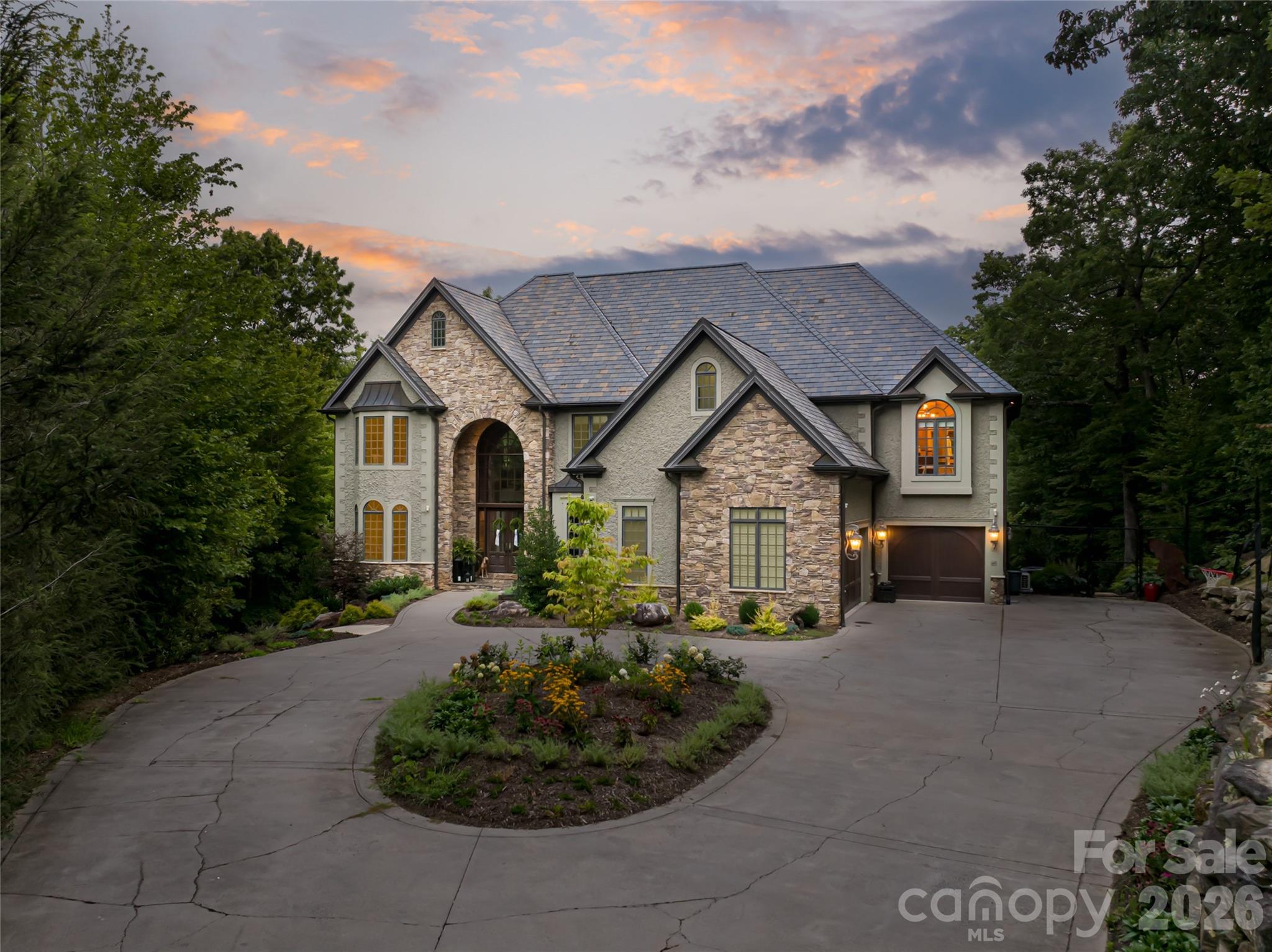 413 Barrington Drive — Asheville