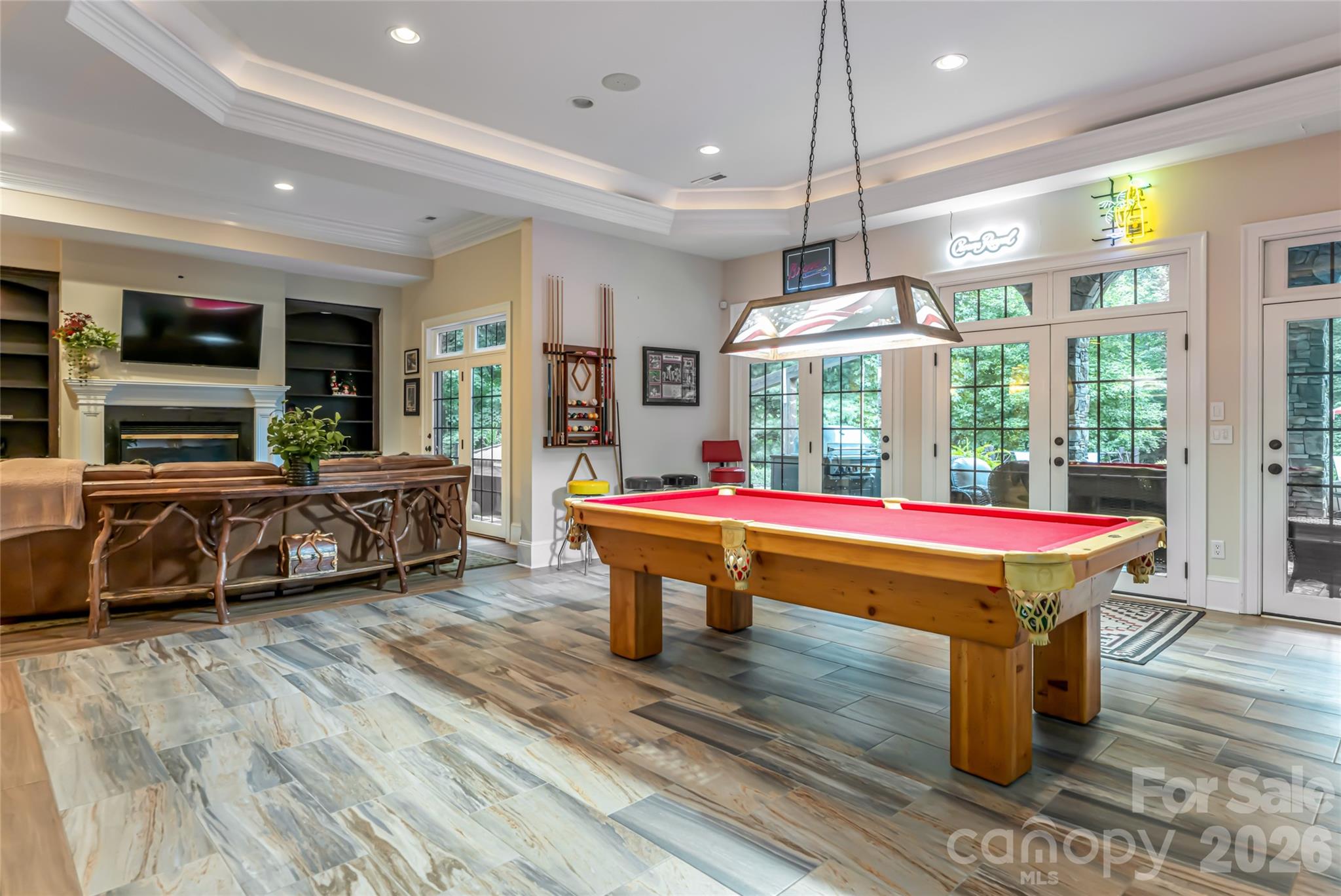 413 Barrington Drive — Asheville