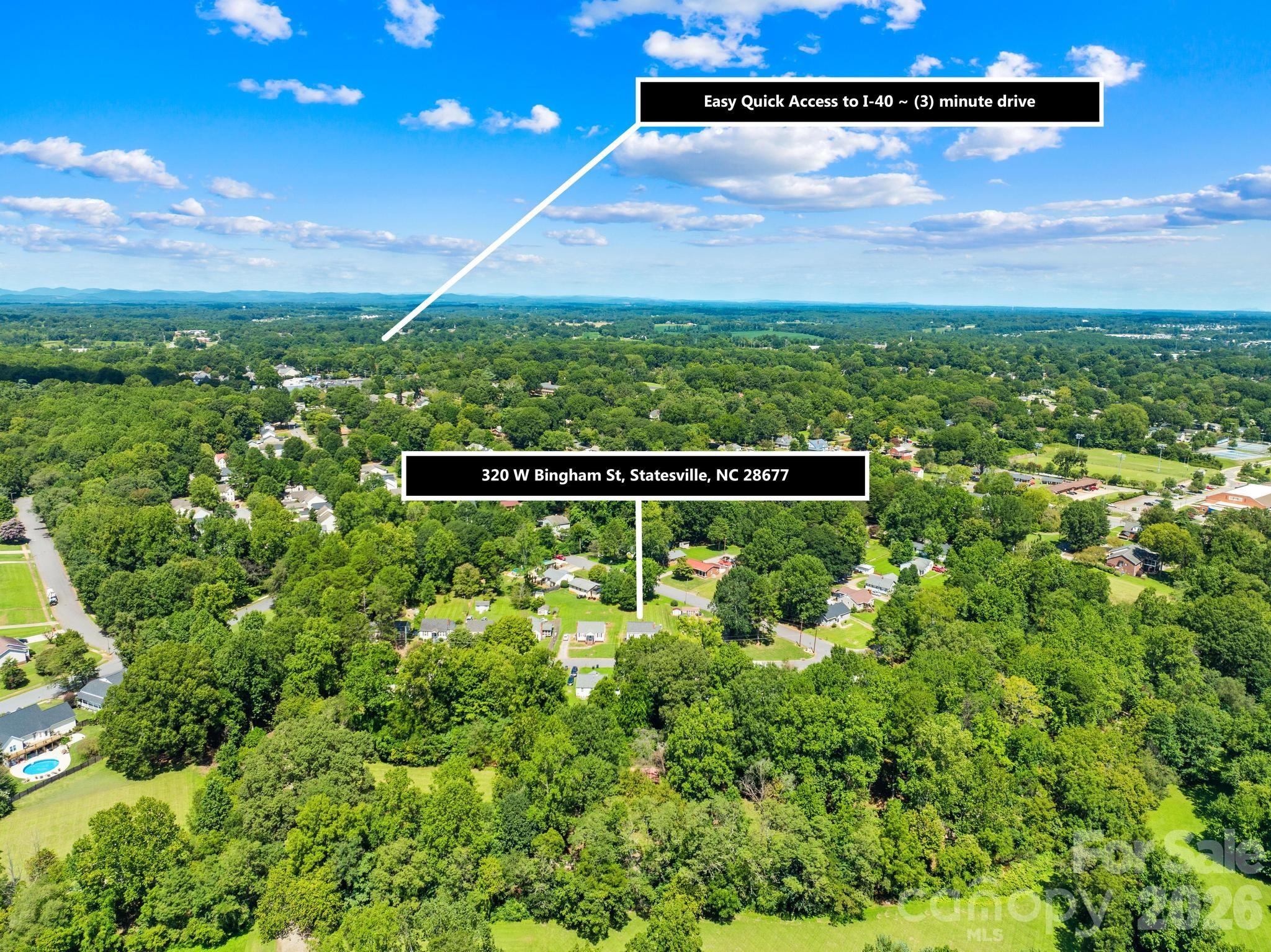 320 W Bingham Street — Statesville