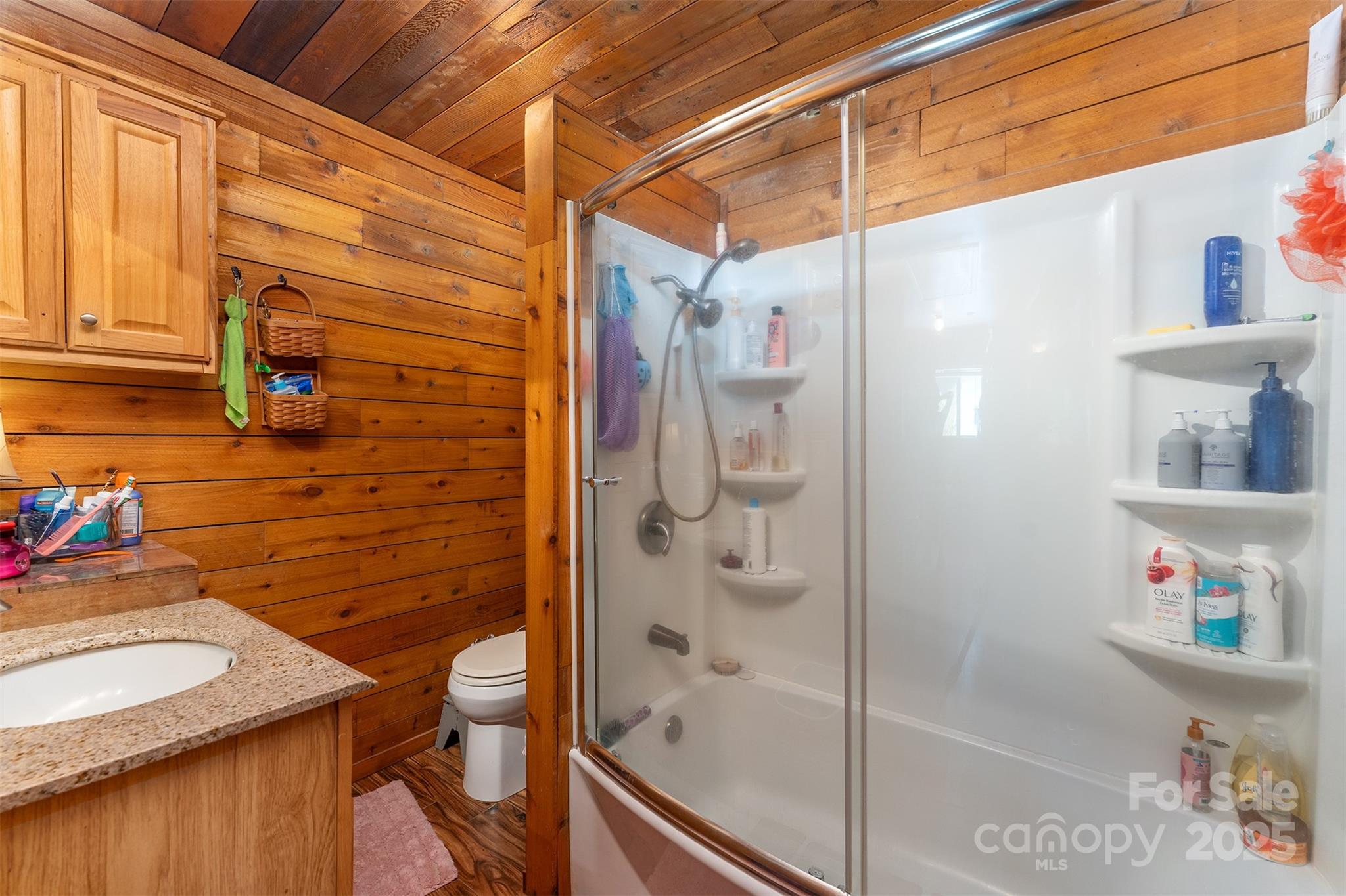 1145 Woolyshot Branch Road — Hot Springs