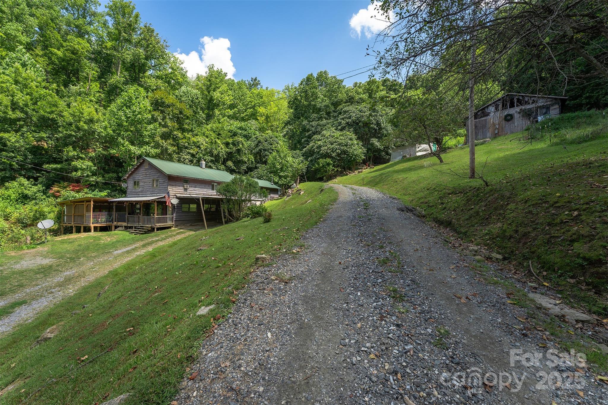 1145 Woolyshot Branch Road — Hot Springs