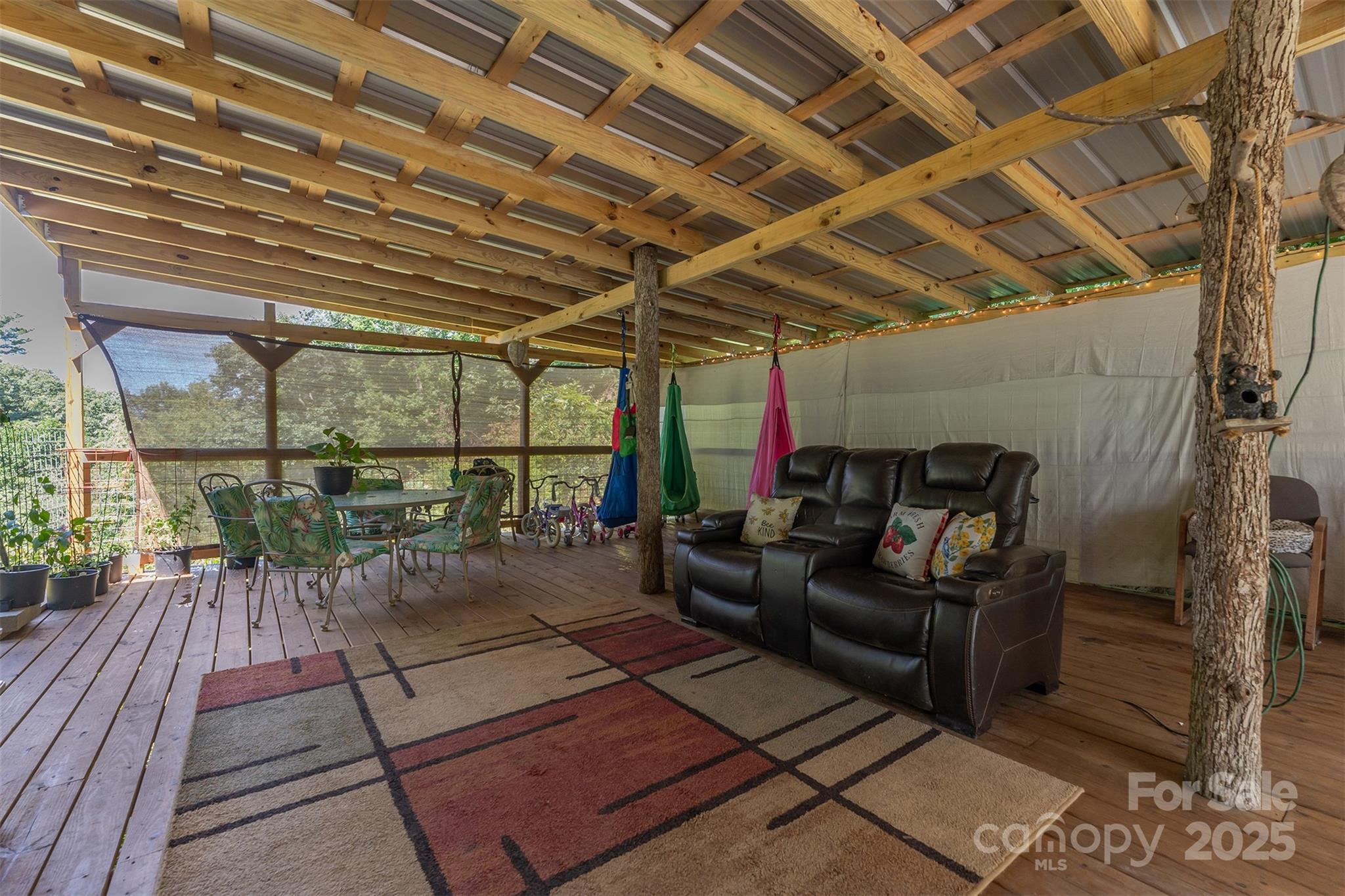 1145 Woolyshot Branch Road — Hot Springs