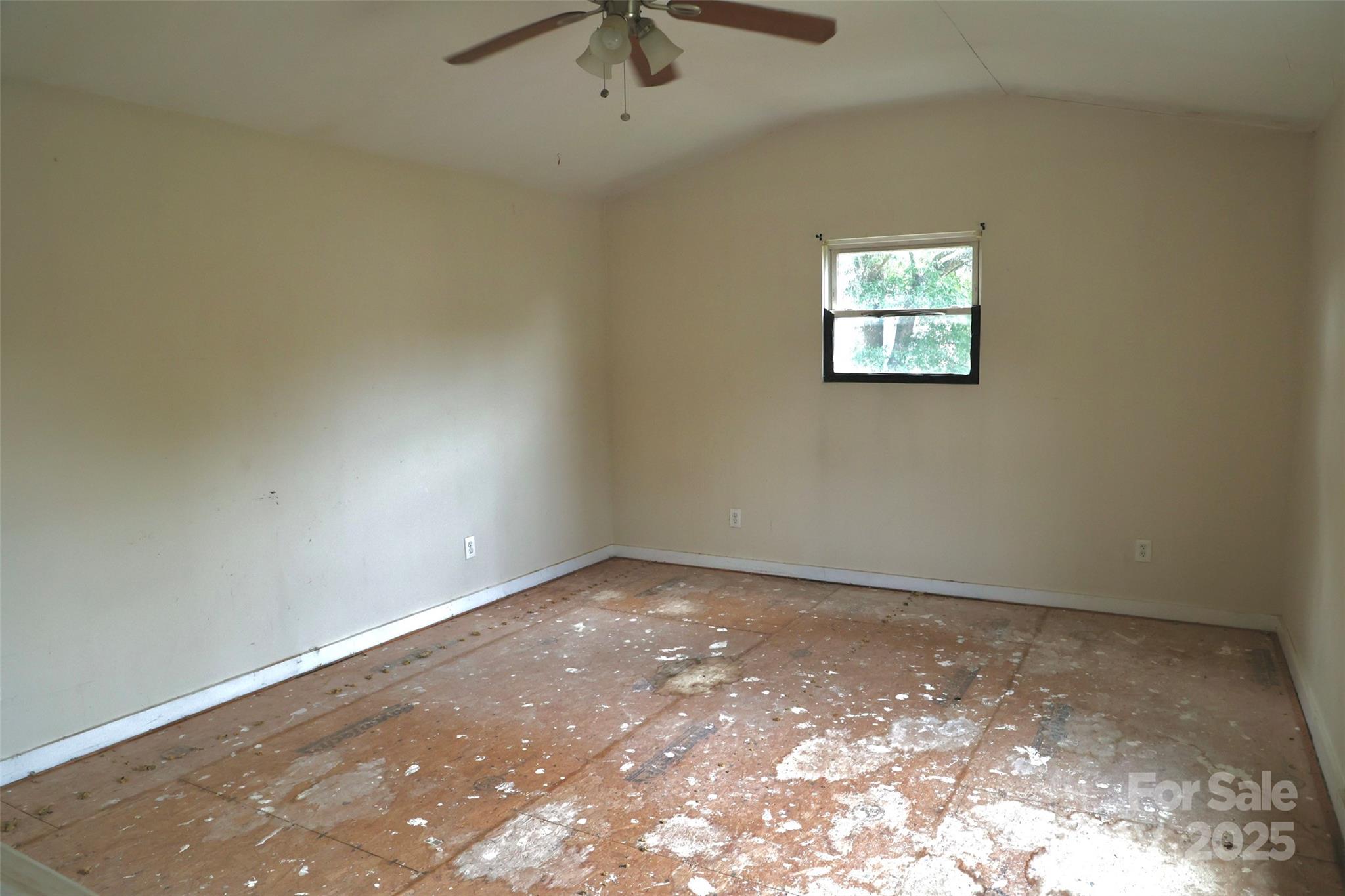 2629 Commonwealth Avenue — Charlotte
