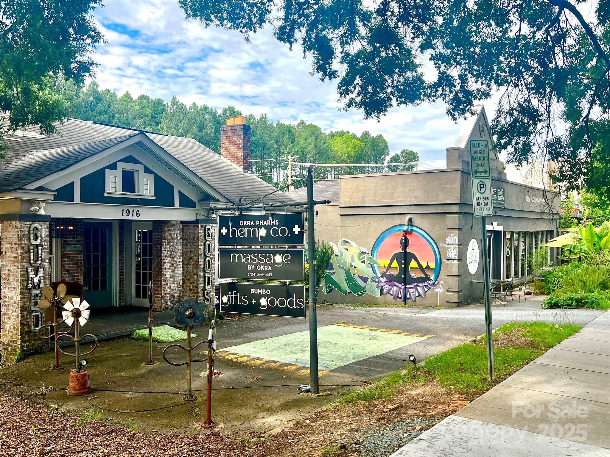 2629 Commonwealth Avenue — Charlotte