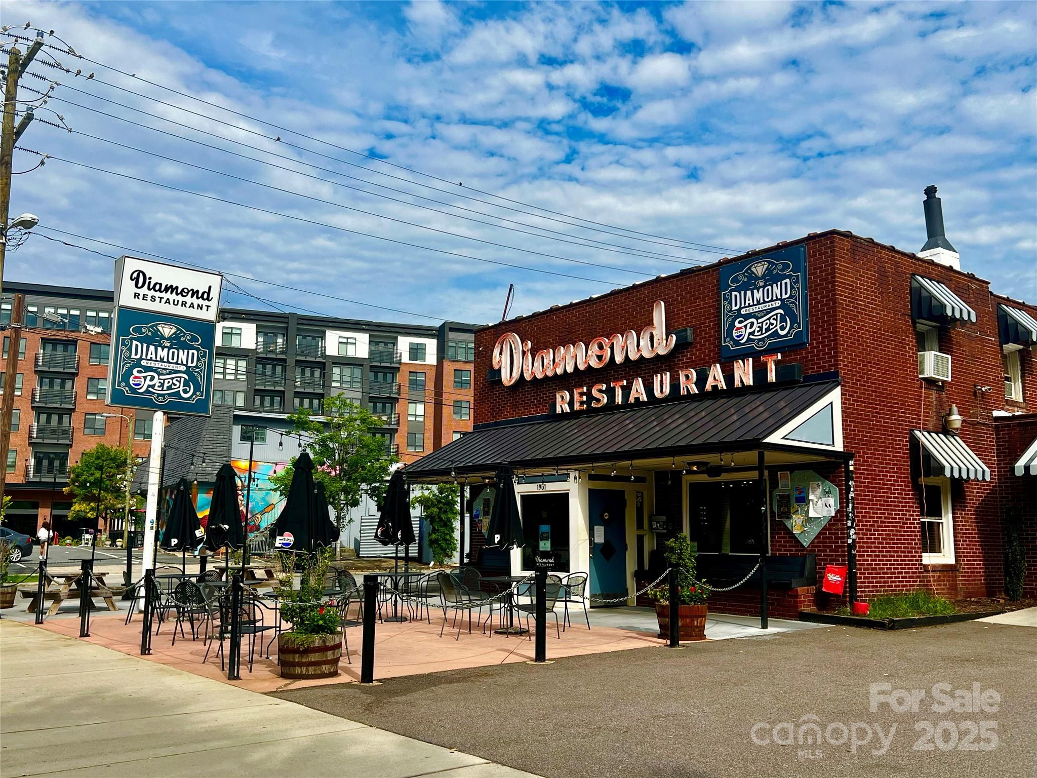 2629 Commonwealth Avenue — Charlotte