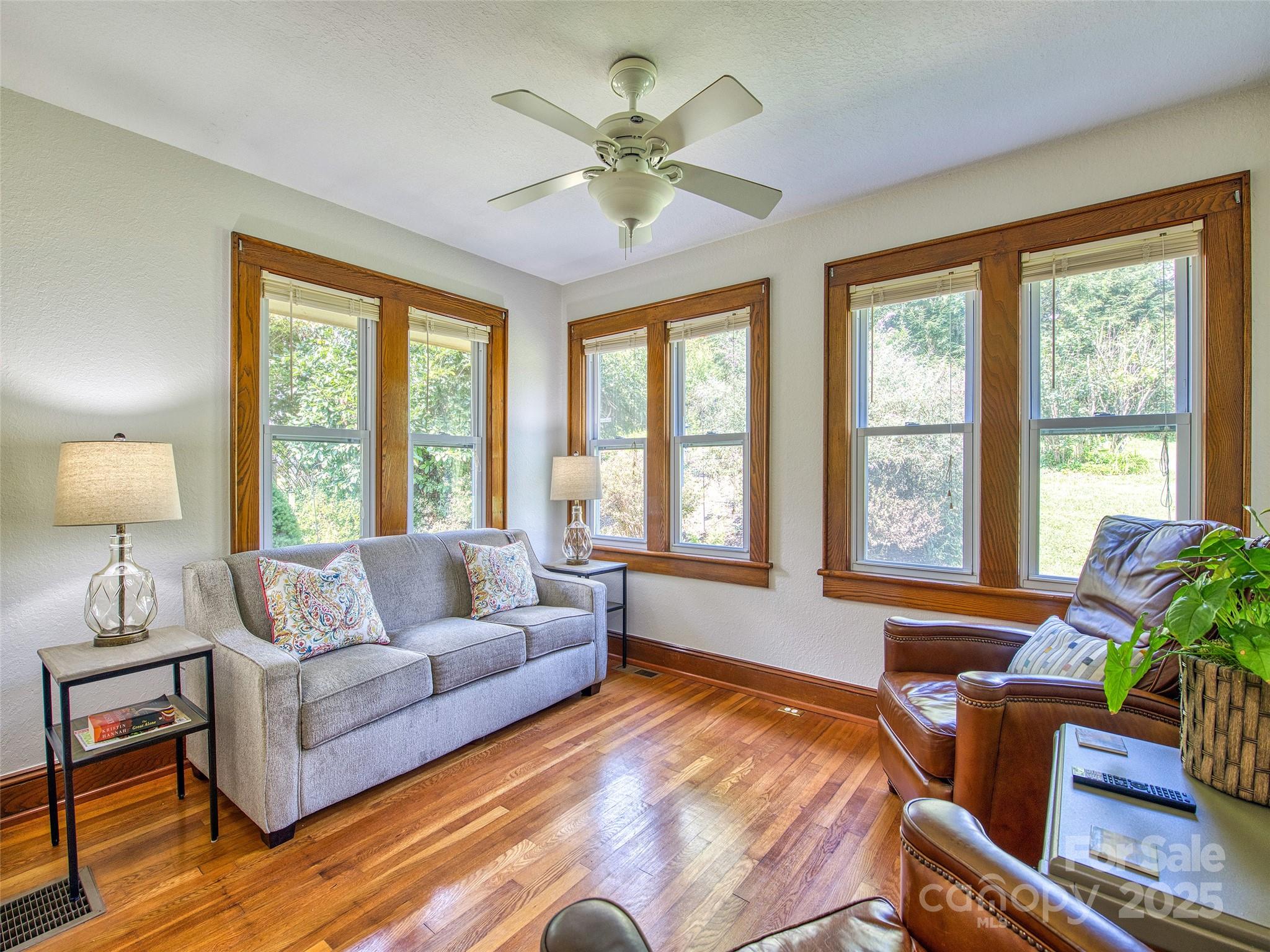 85 E Marshall Street — Waynesville