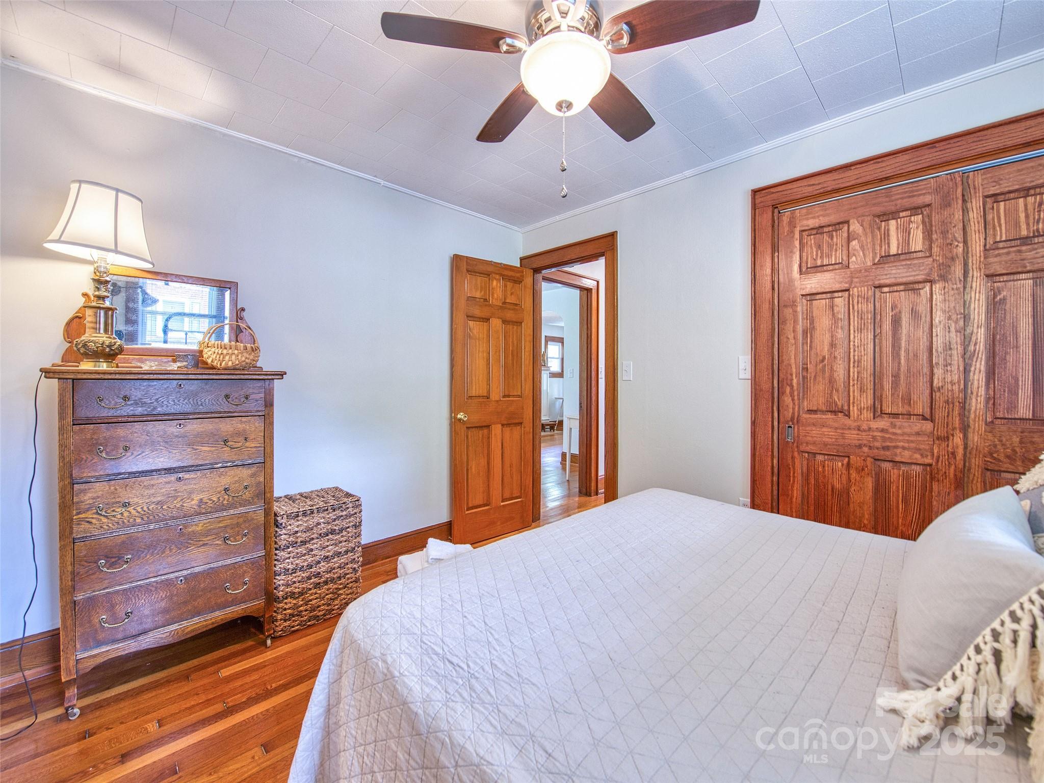 85 E Marshall Street — Waynesville