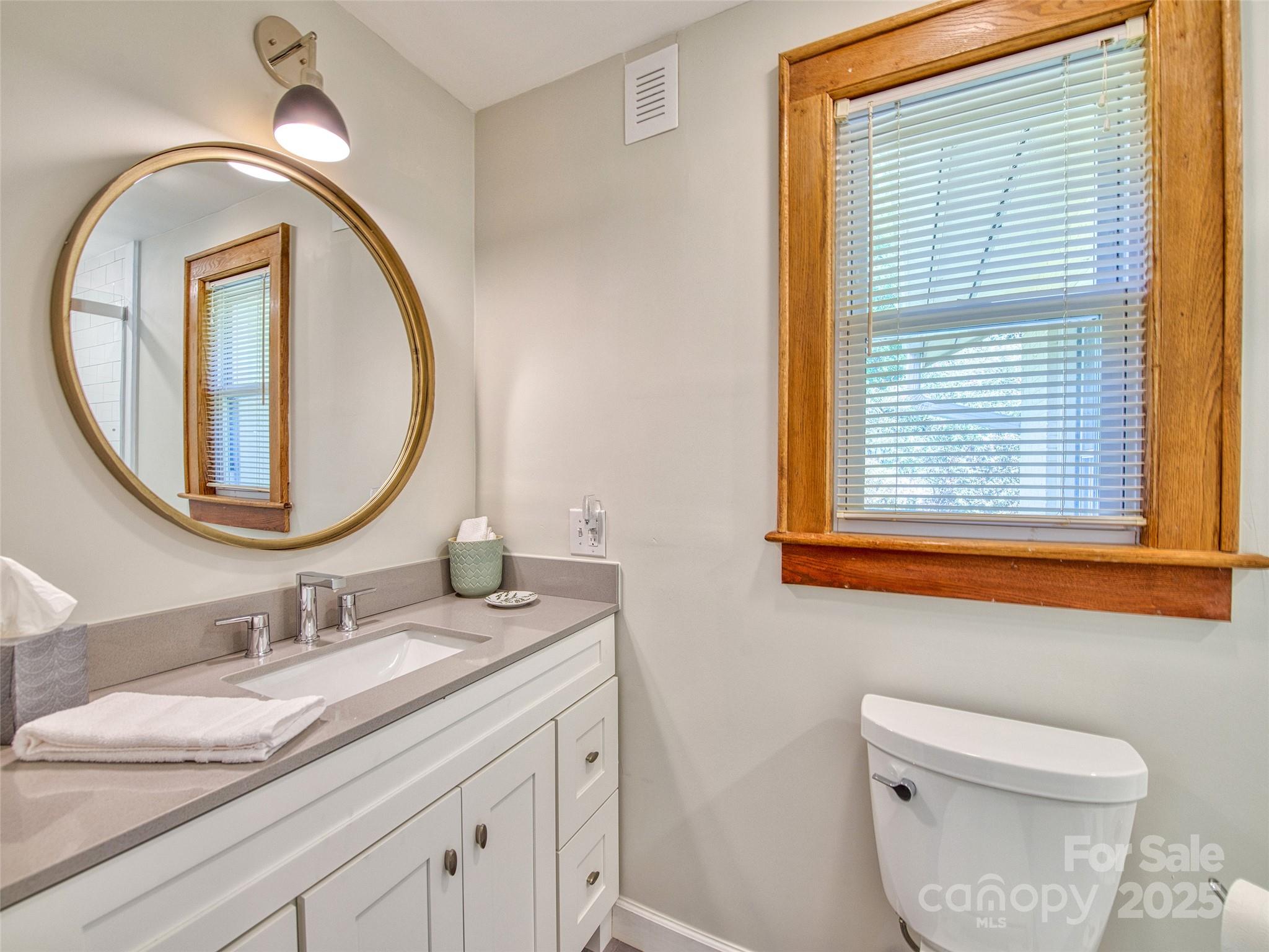 85 E Marshall Street — Waynesville