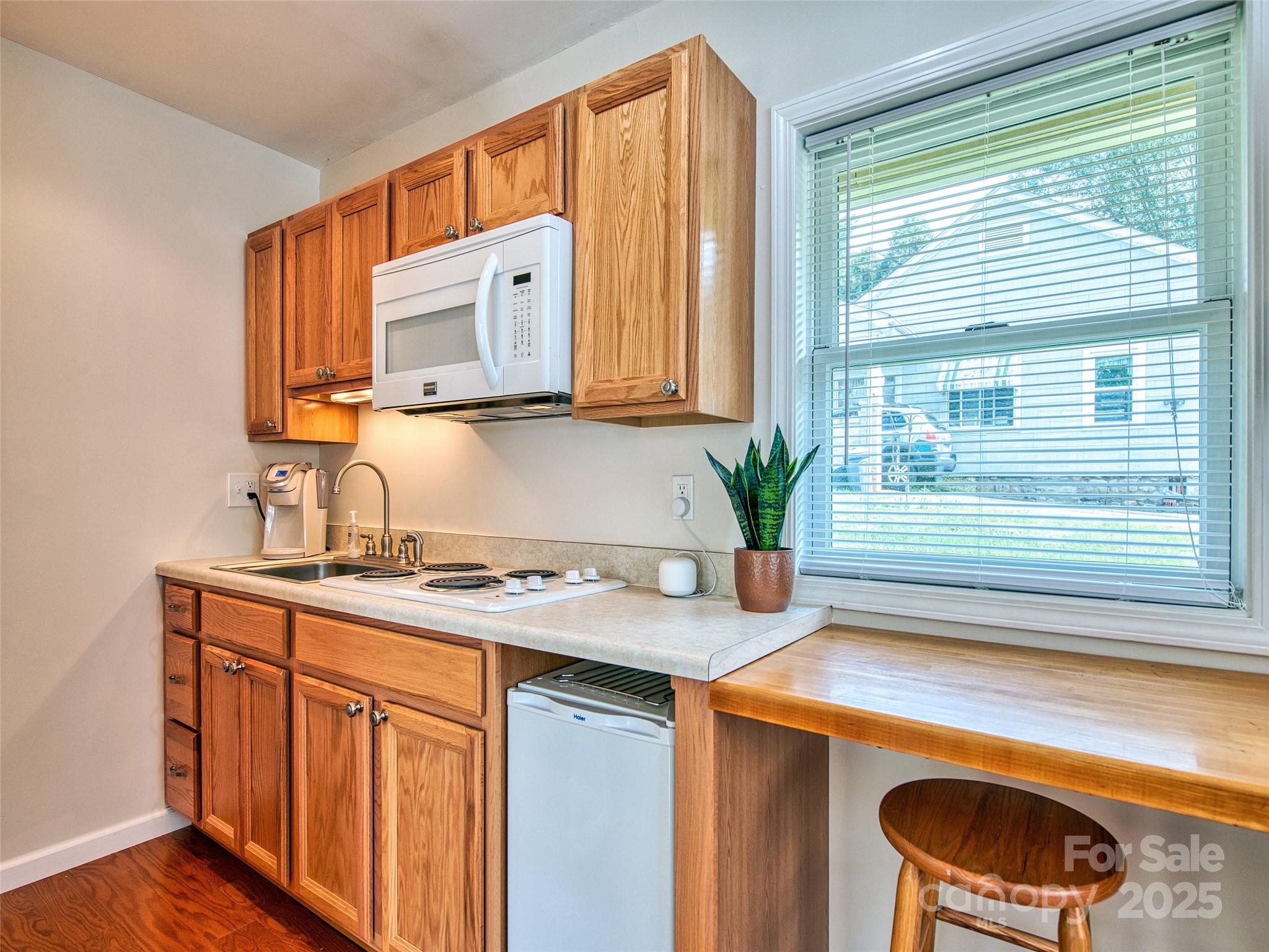 85 E Marshall Street — Waynesville