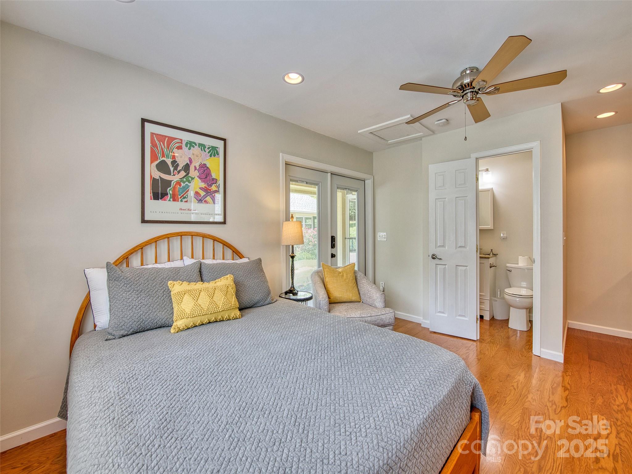 85 E Marshall Street — Waynesville