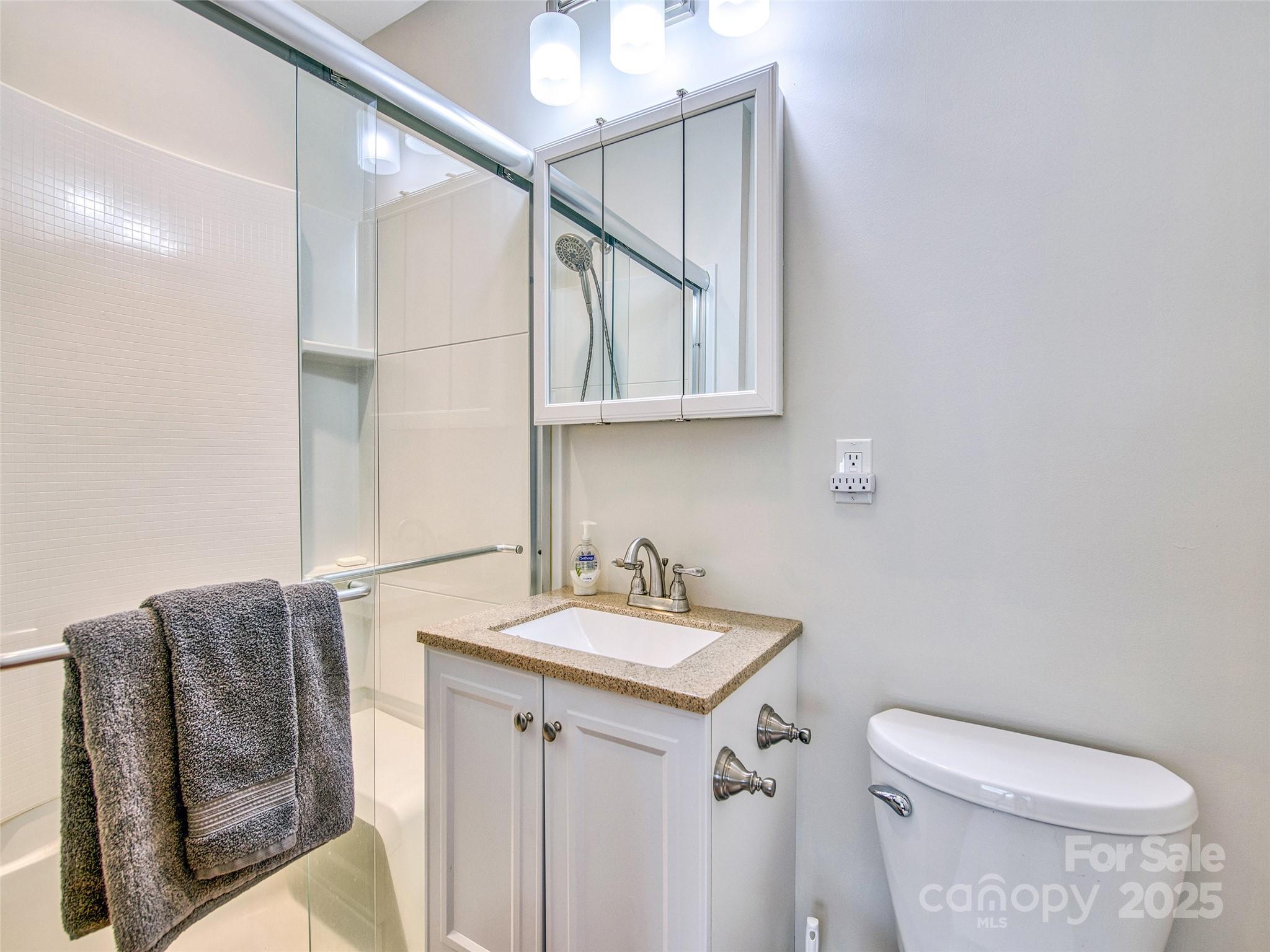 85 E Marshall Street — Waynesville