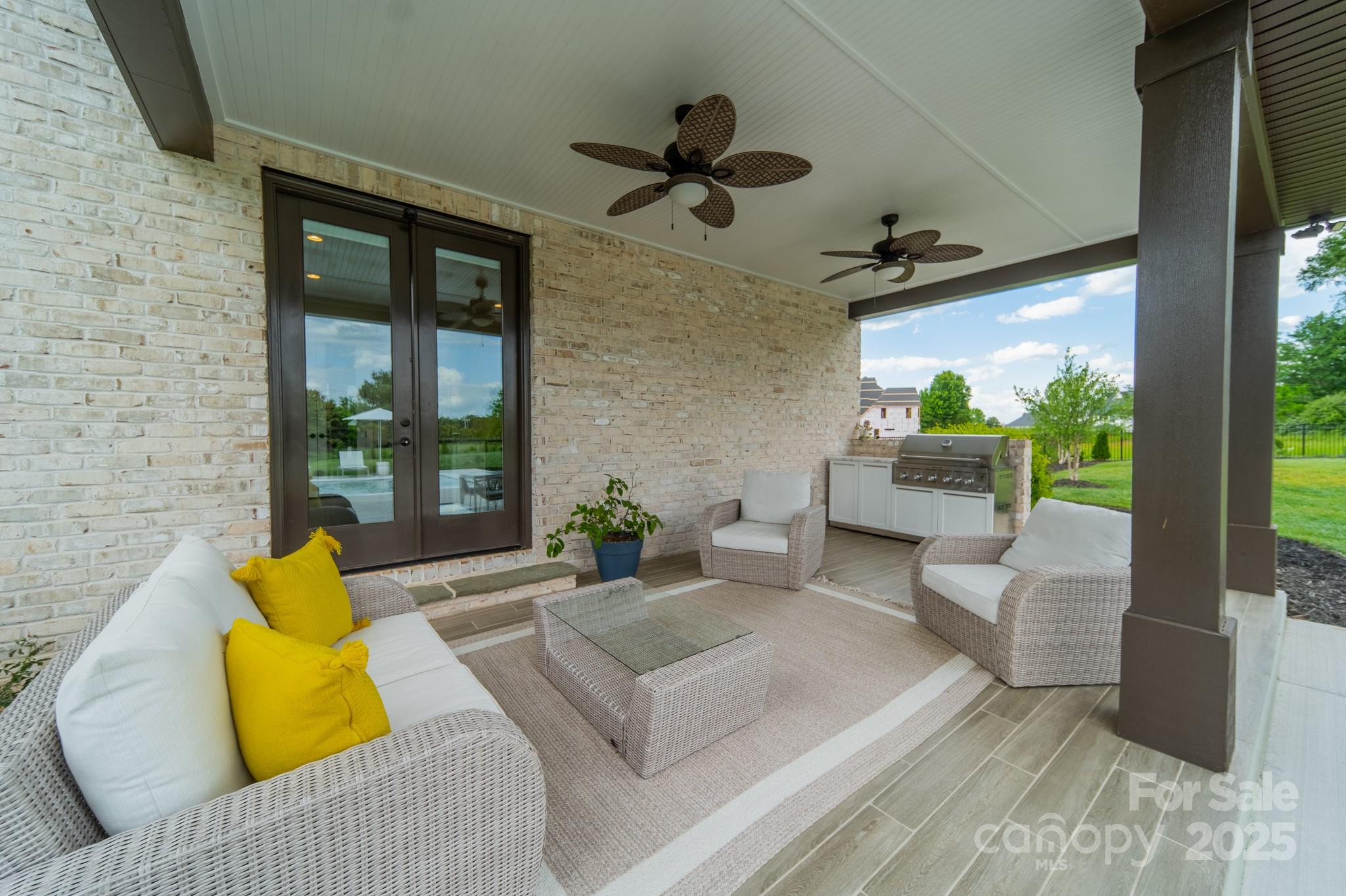 8102 Rolling Fields Road — Charlotte