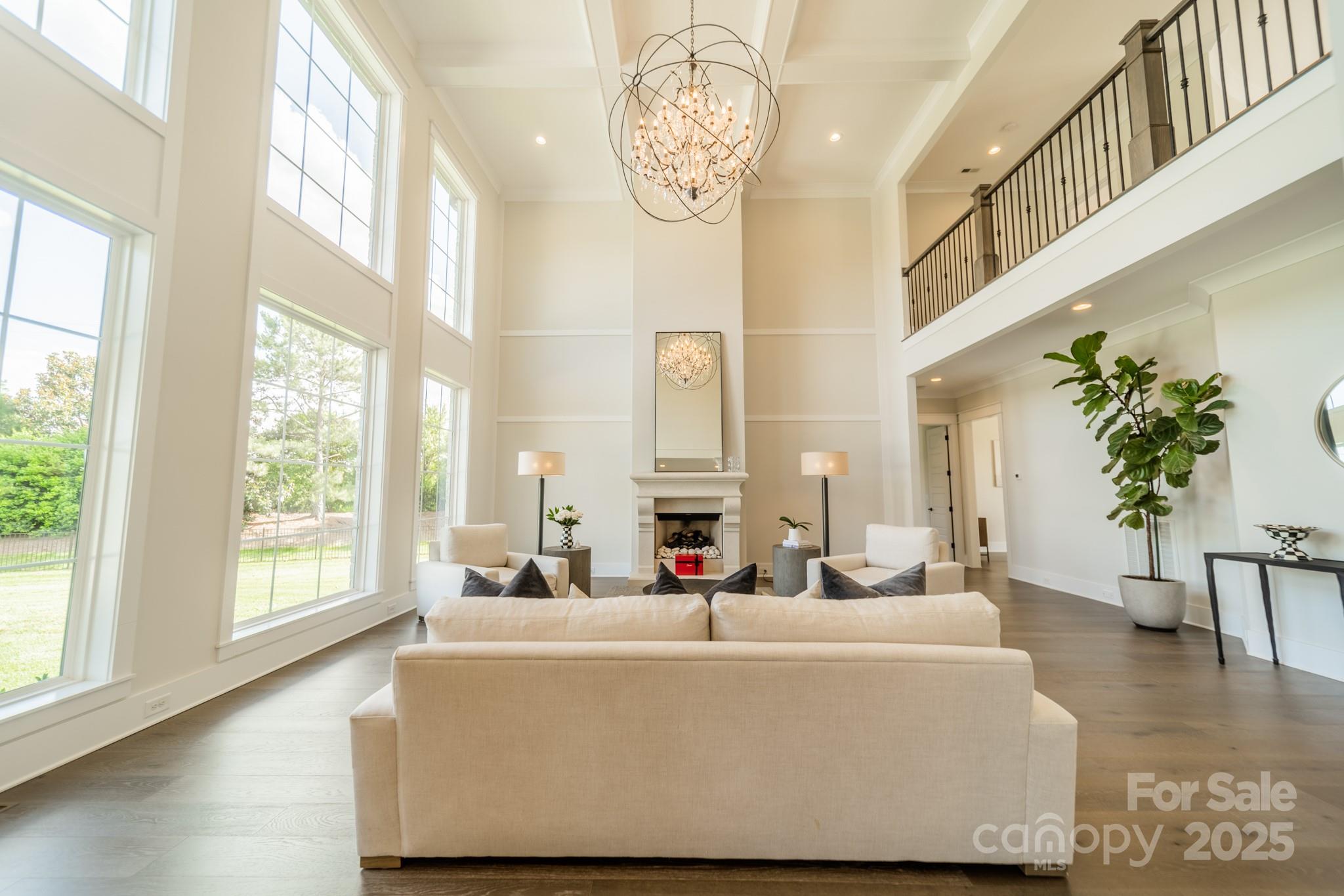 8102 Rolling Fields Road — Charlotte