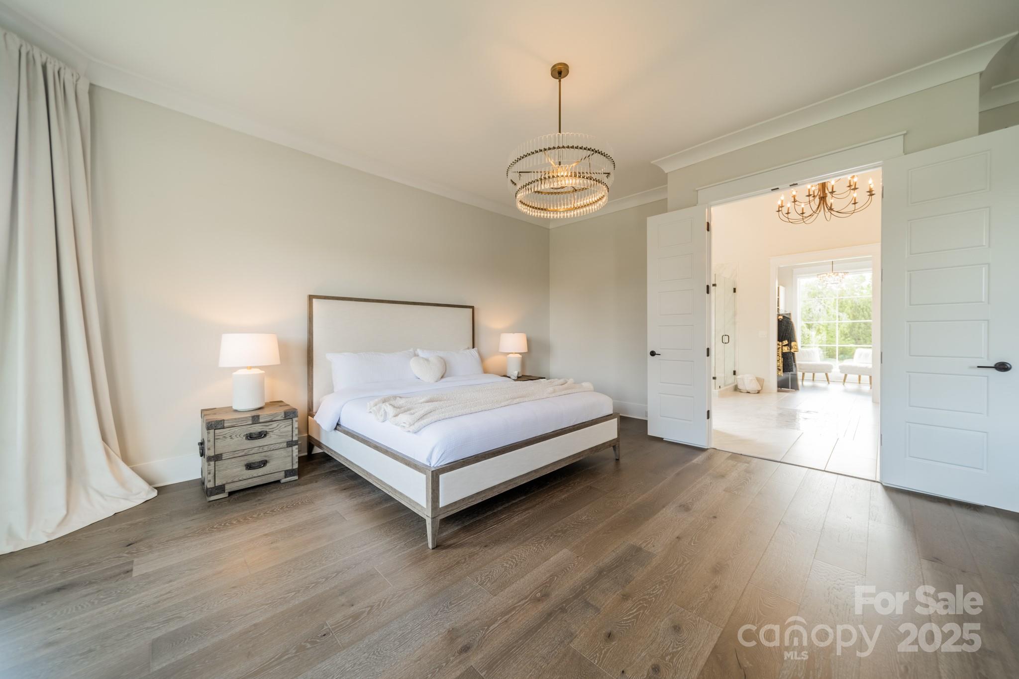 8102 Rolling Fields Road — Charlotte