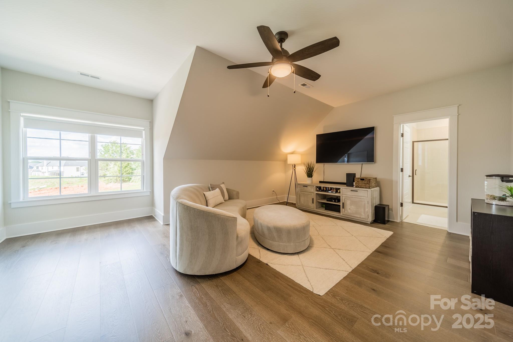 8102 Rolling Fields Road — Charlotte