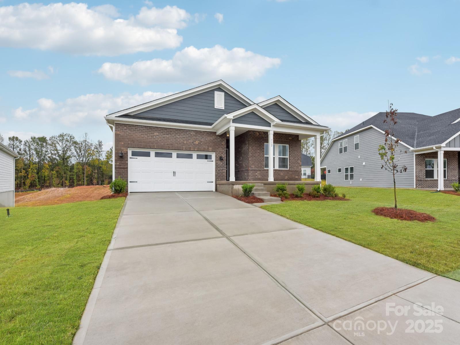 712 Palmer Pendleton Way — York