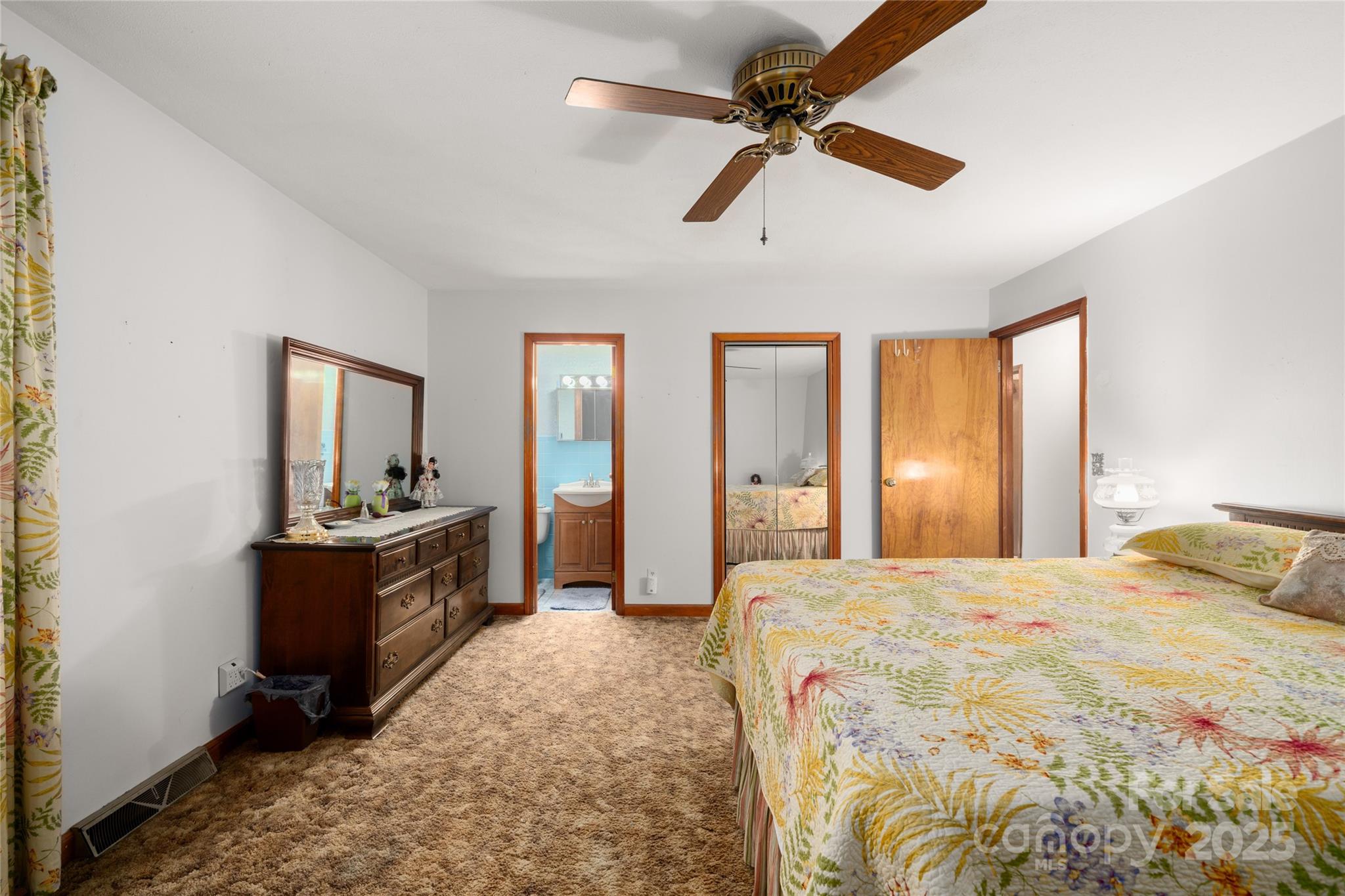 335 Lake Circle Drive — Hendersonville