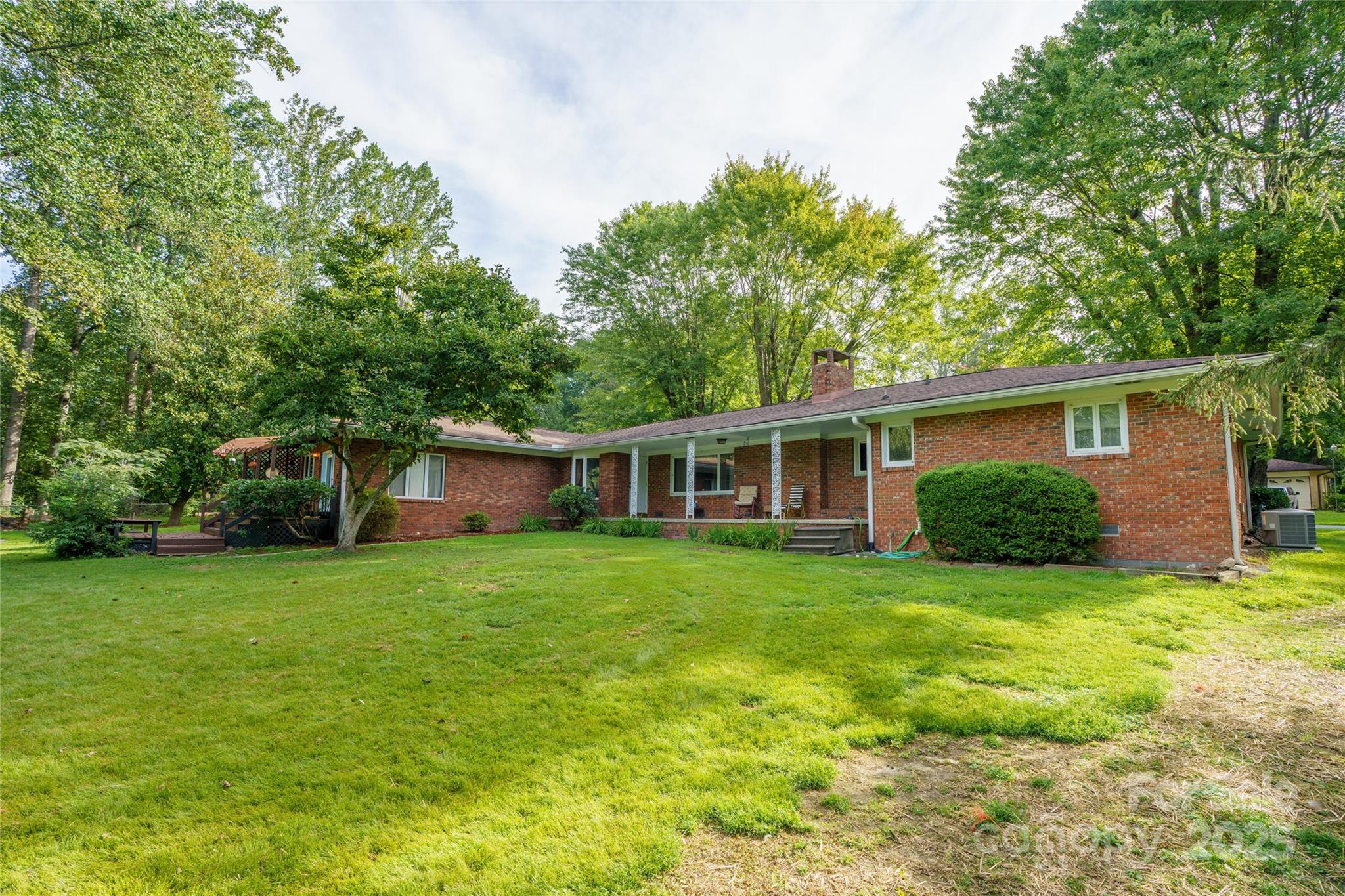335 Lake Circle Drive — Hendersonville