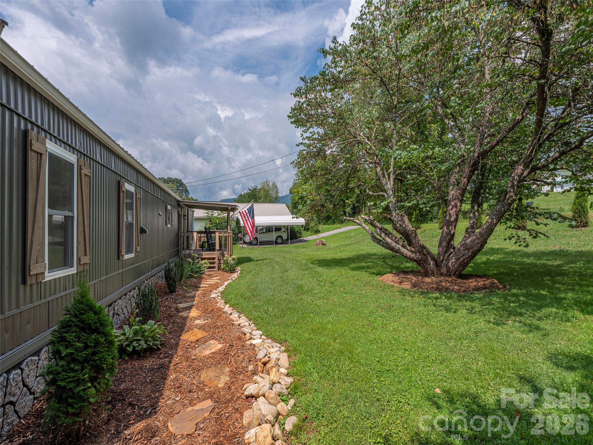 248 Max Thompson Road — Canton