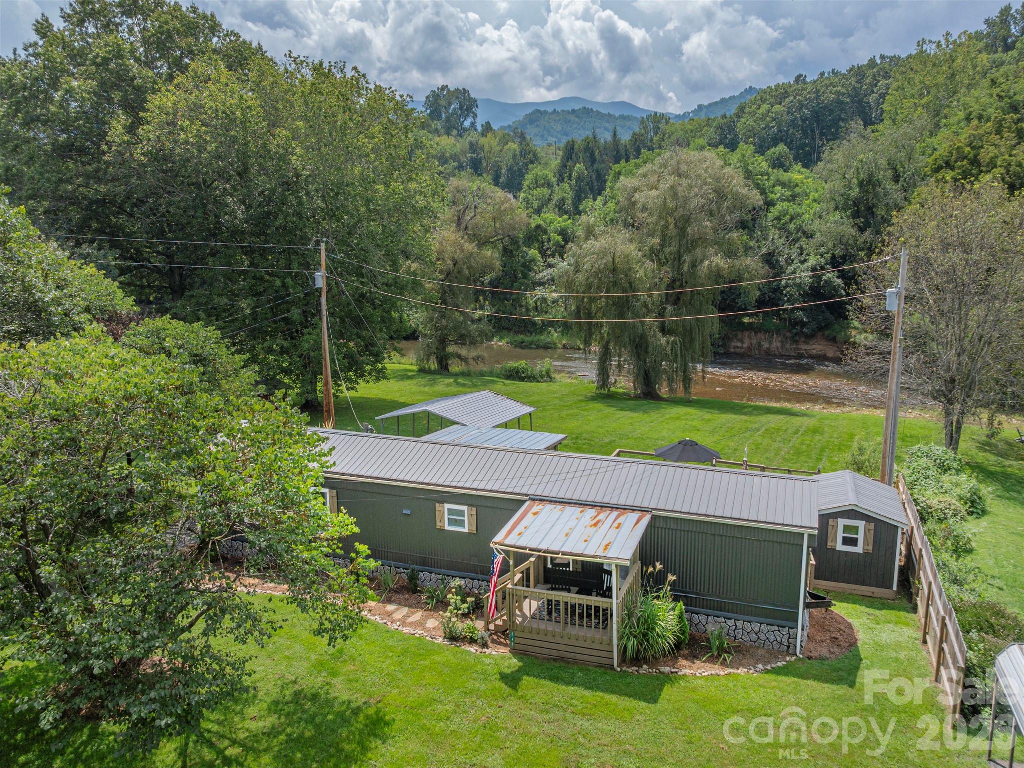 248 Max Thompson Road — Canton