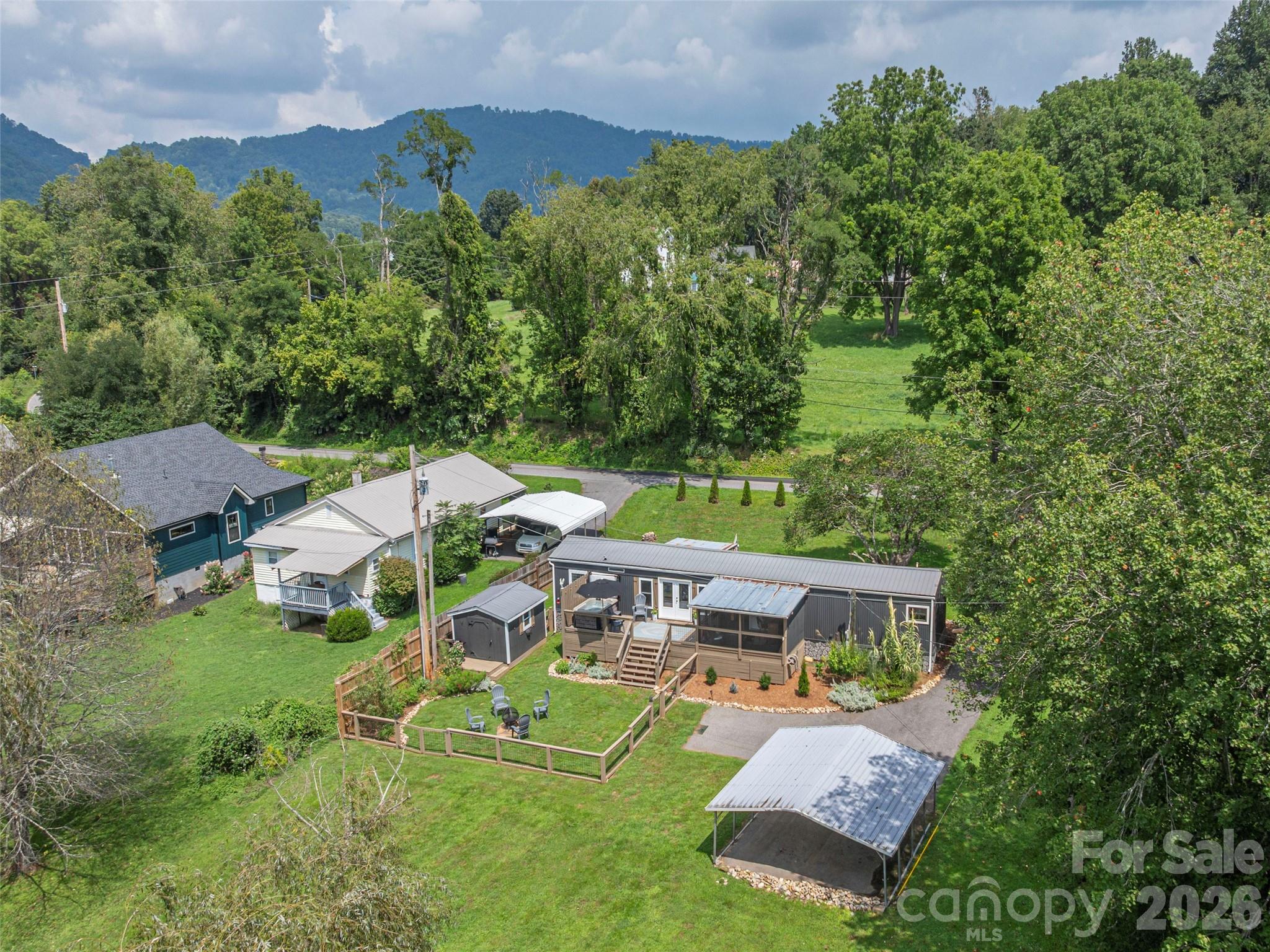 248 Max Thompson Road — Canton