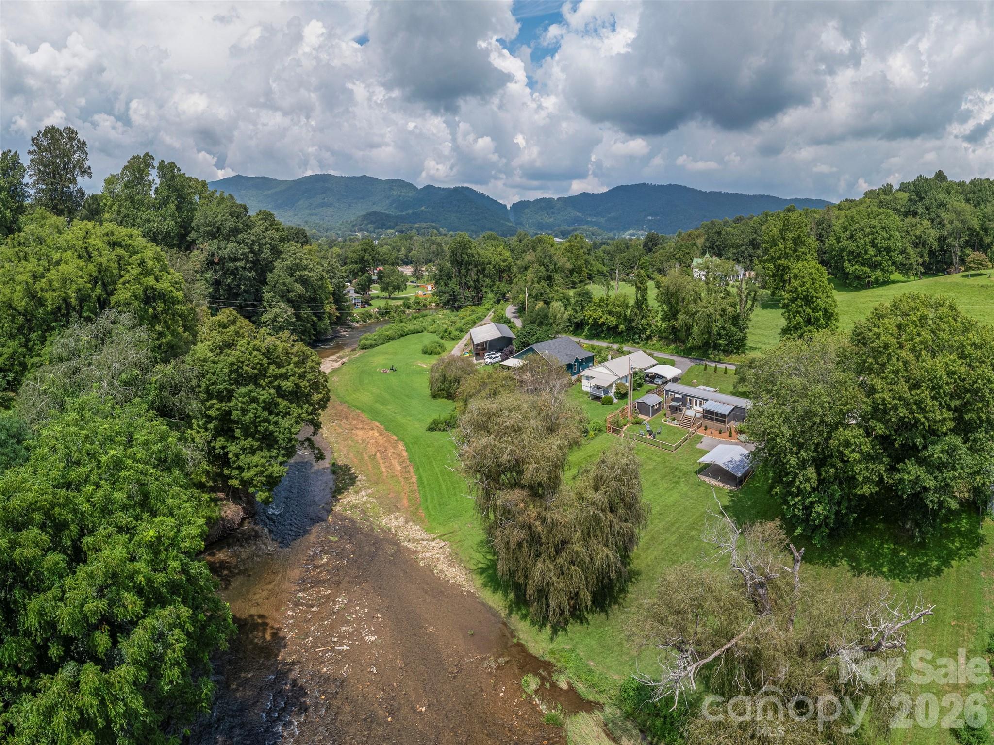 248 Max Thompson Road — Canton