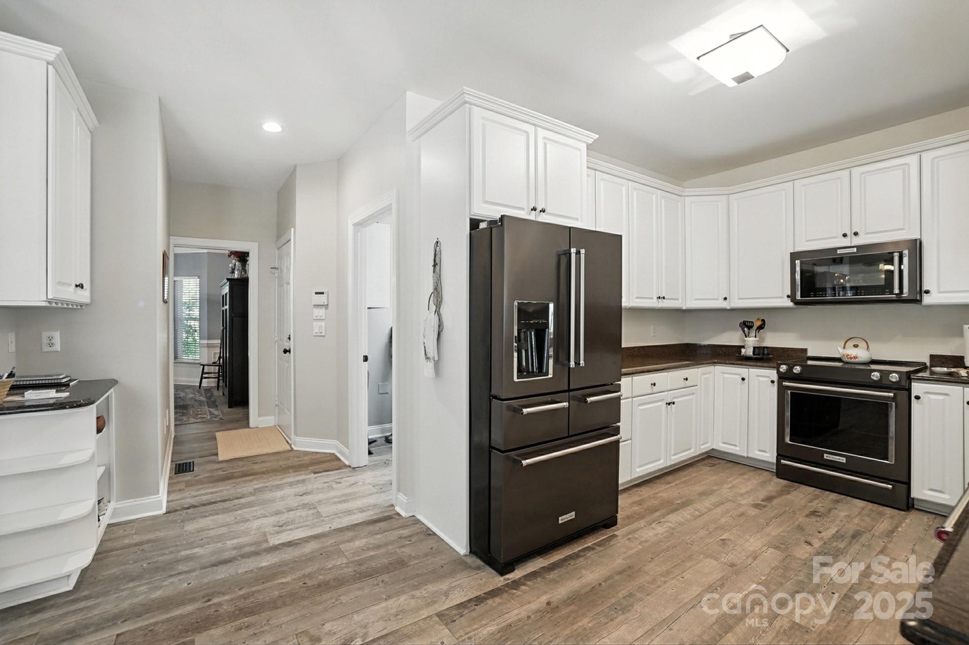 10219 Windtree Lane — Charlotte