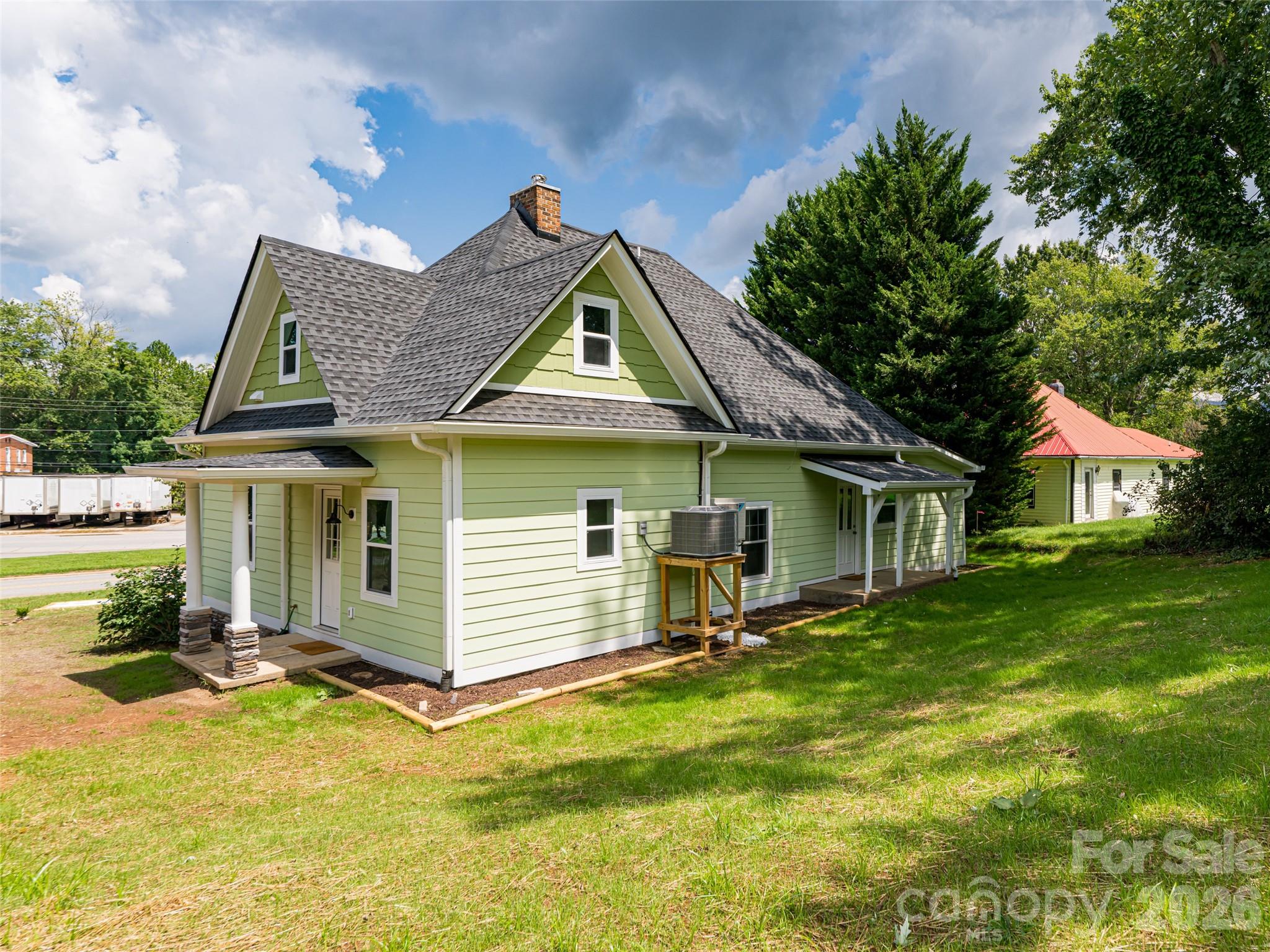 172 Reed Street — Canton