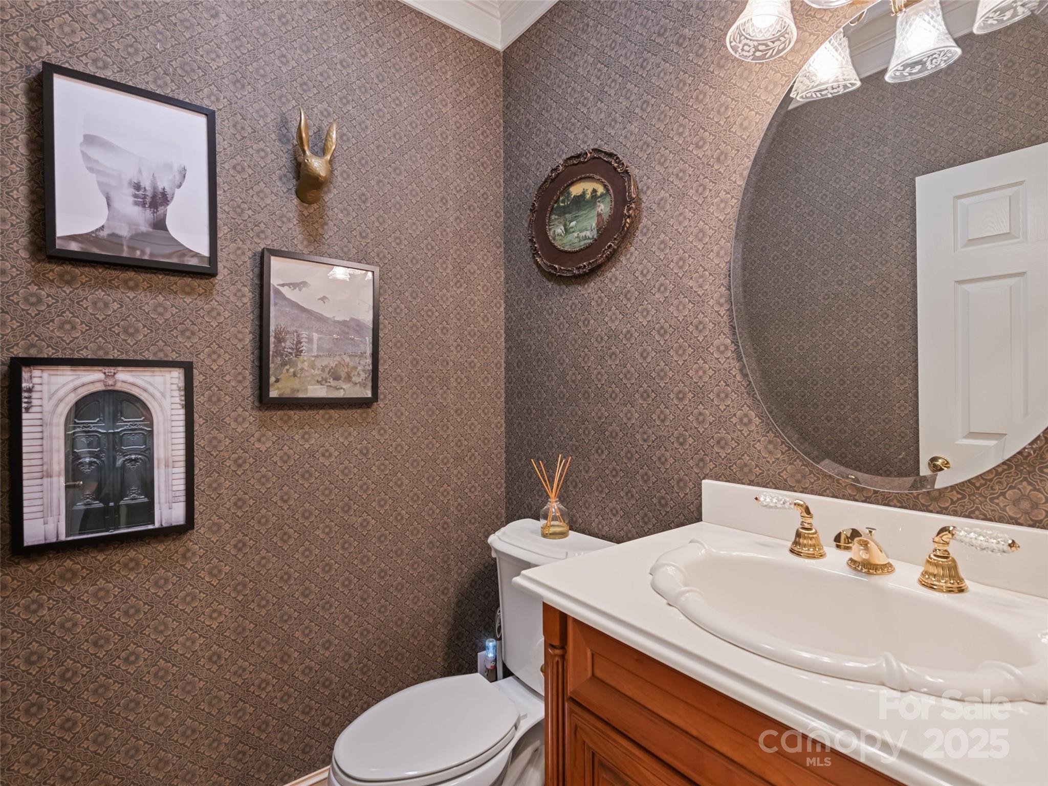 40 Panda Trail — Waynesville